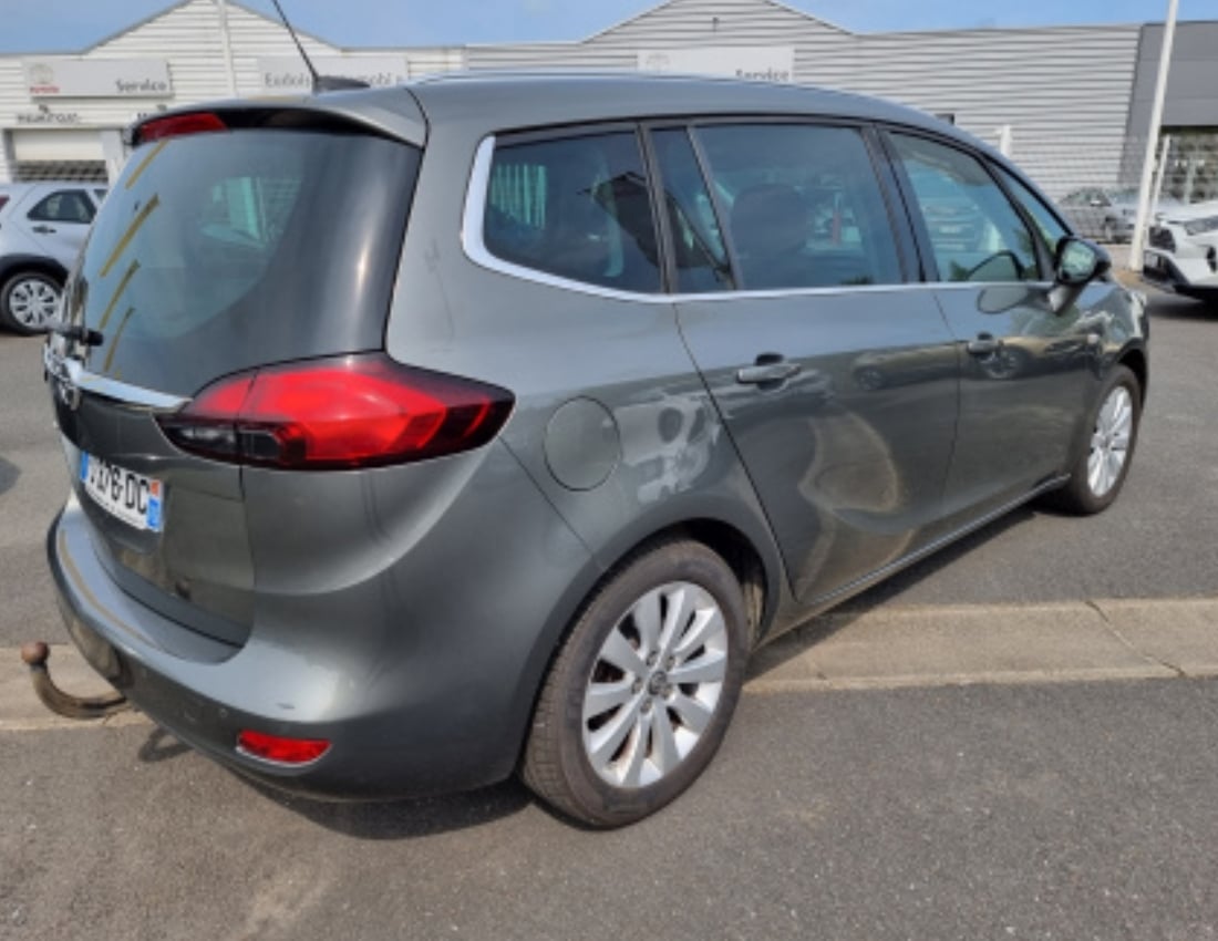 Opel Zafira Tourer 2.0 avec Caméra de recul