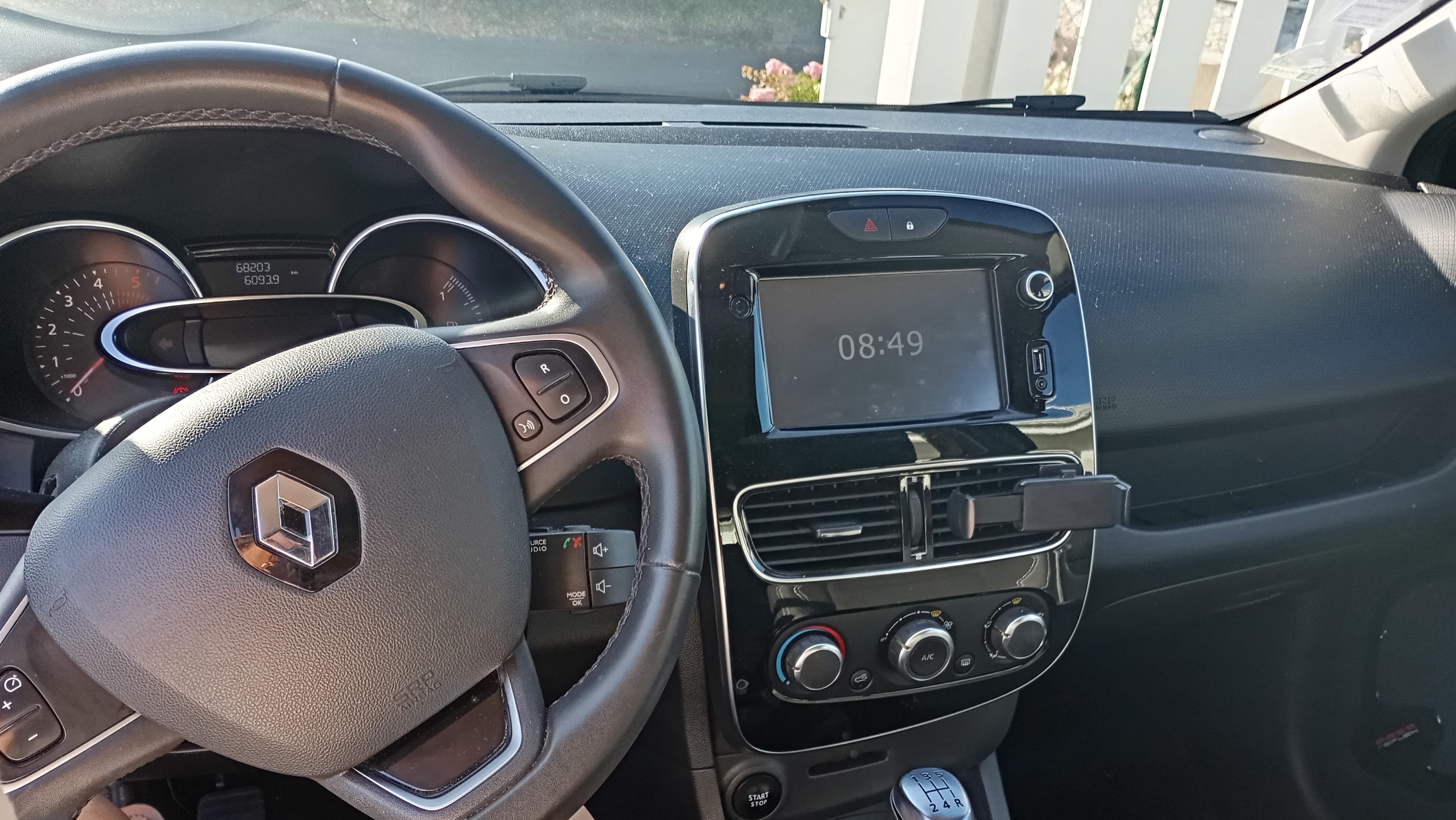 Renault Clio avec Régulateur de vitesse