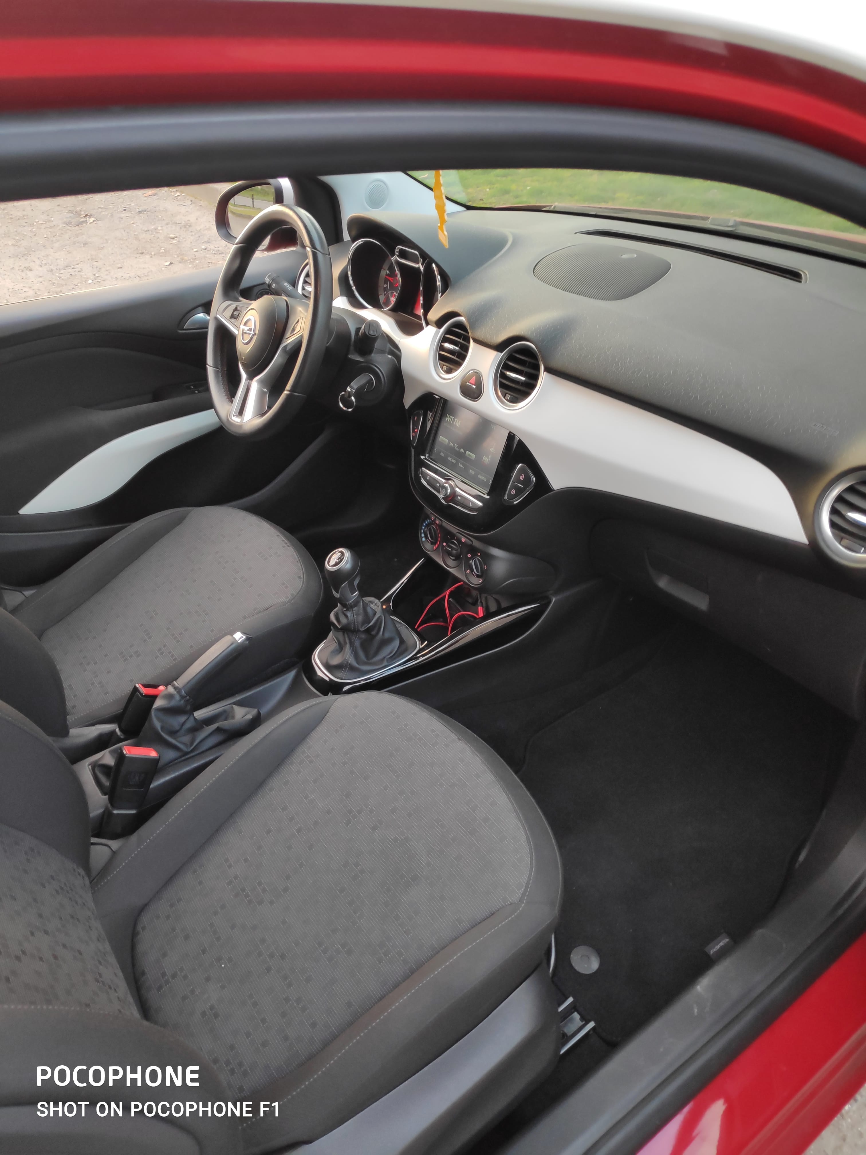 Opel Adam 1.4 TWINPORT UNLIMITED mit Bluetooth-Audio