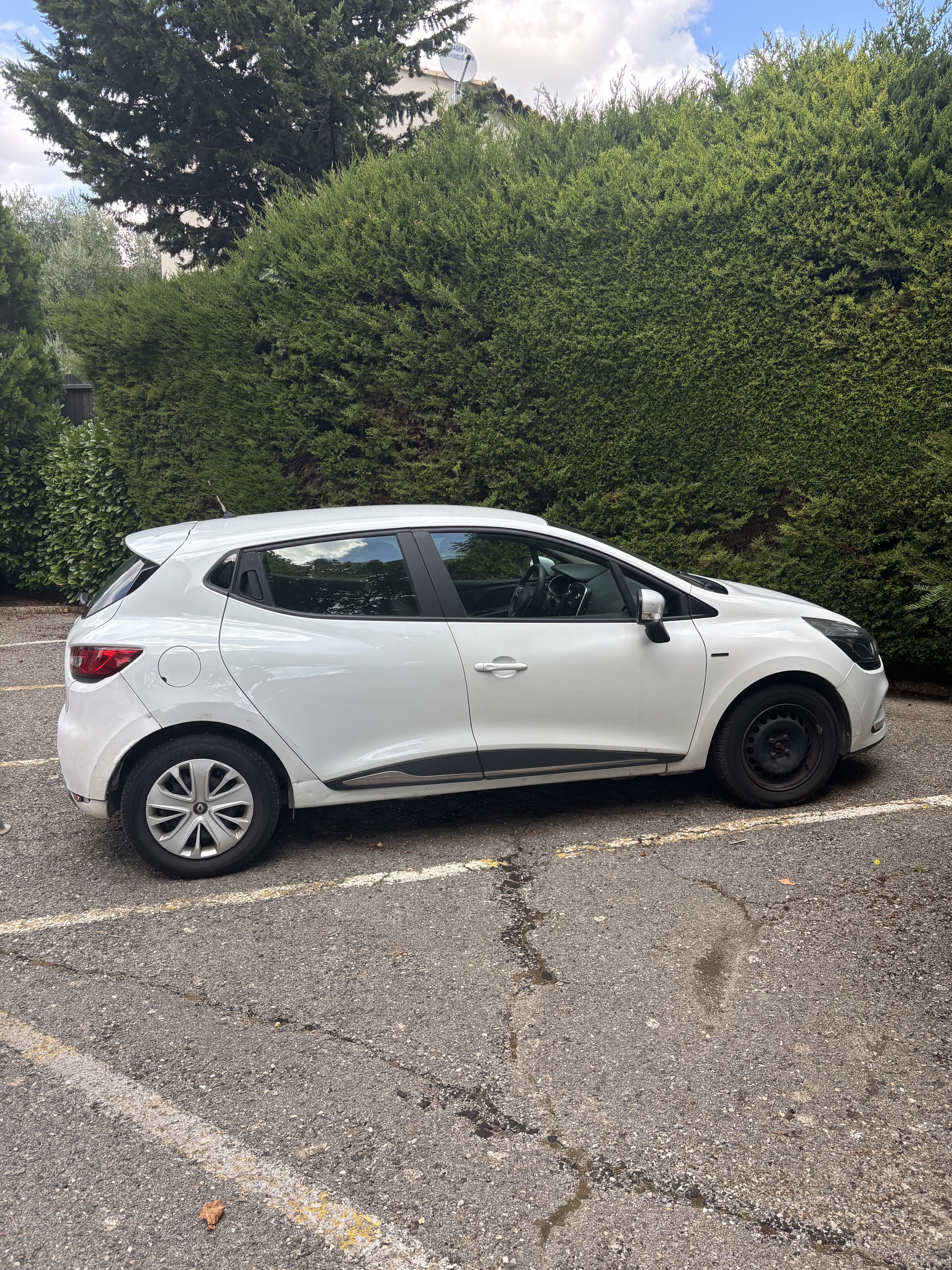 Renault Clio avec Climatisation