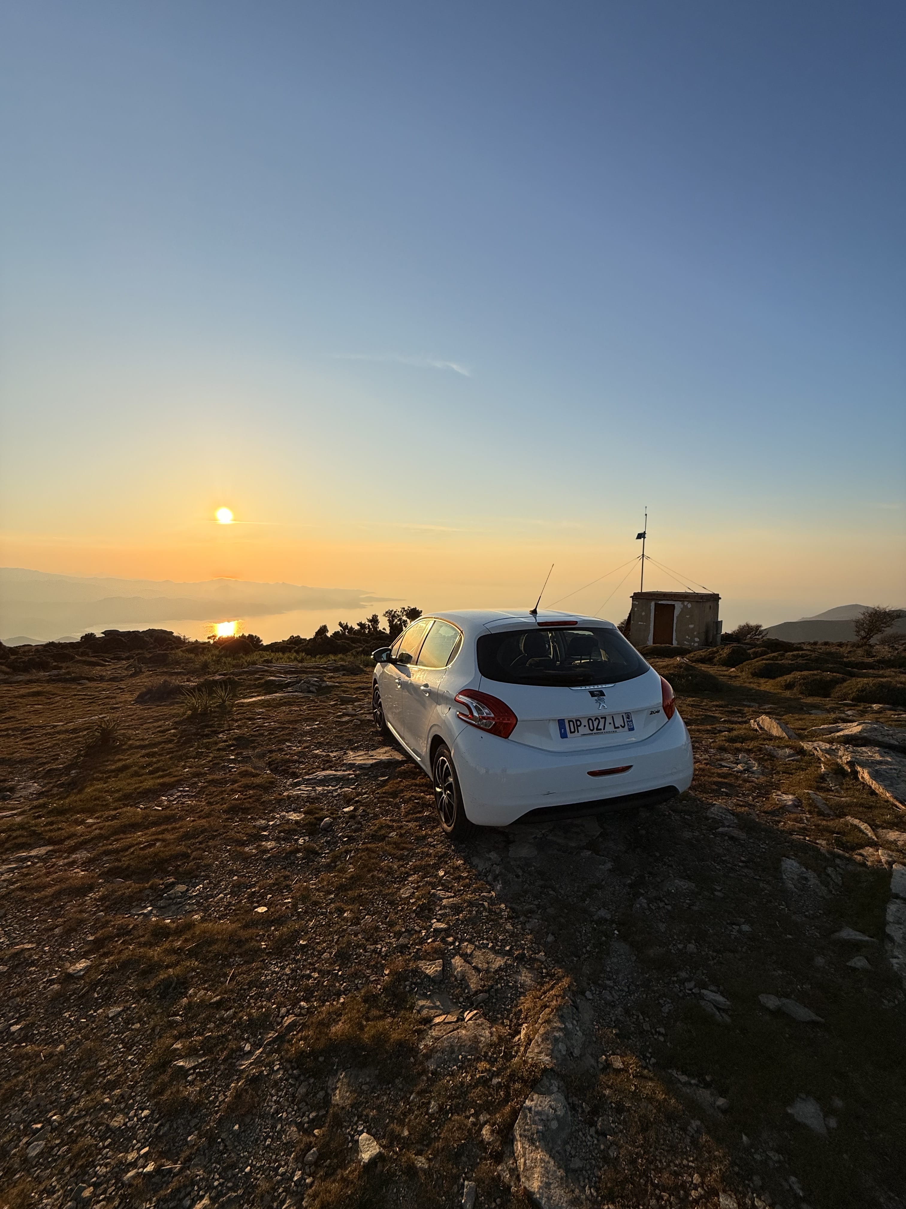 Peugeot 208 avec GPS