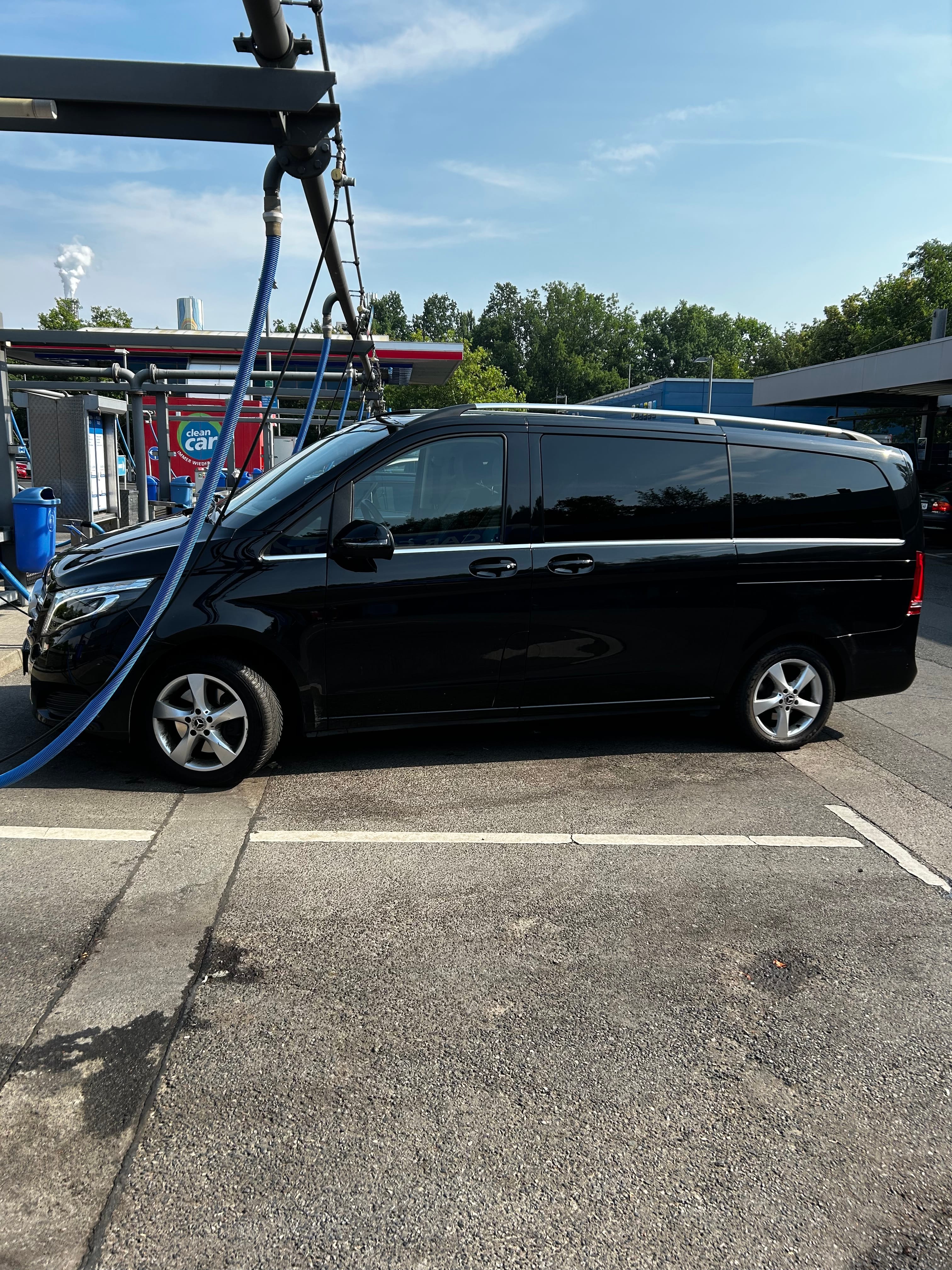 Mercedes-Benz V-Klasse 250 d 4-MATIC mit Kindersitz