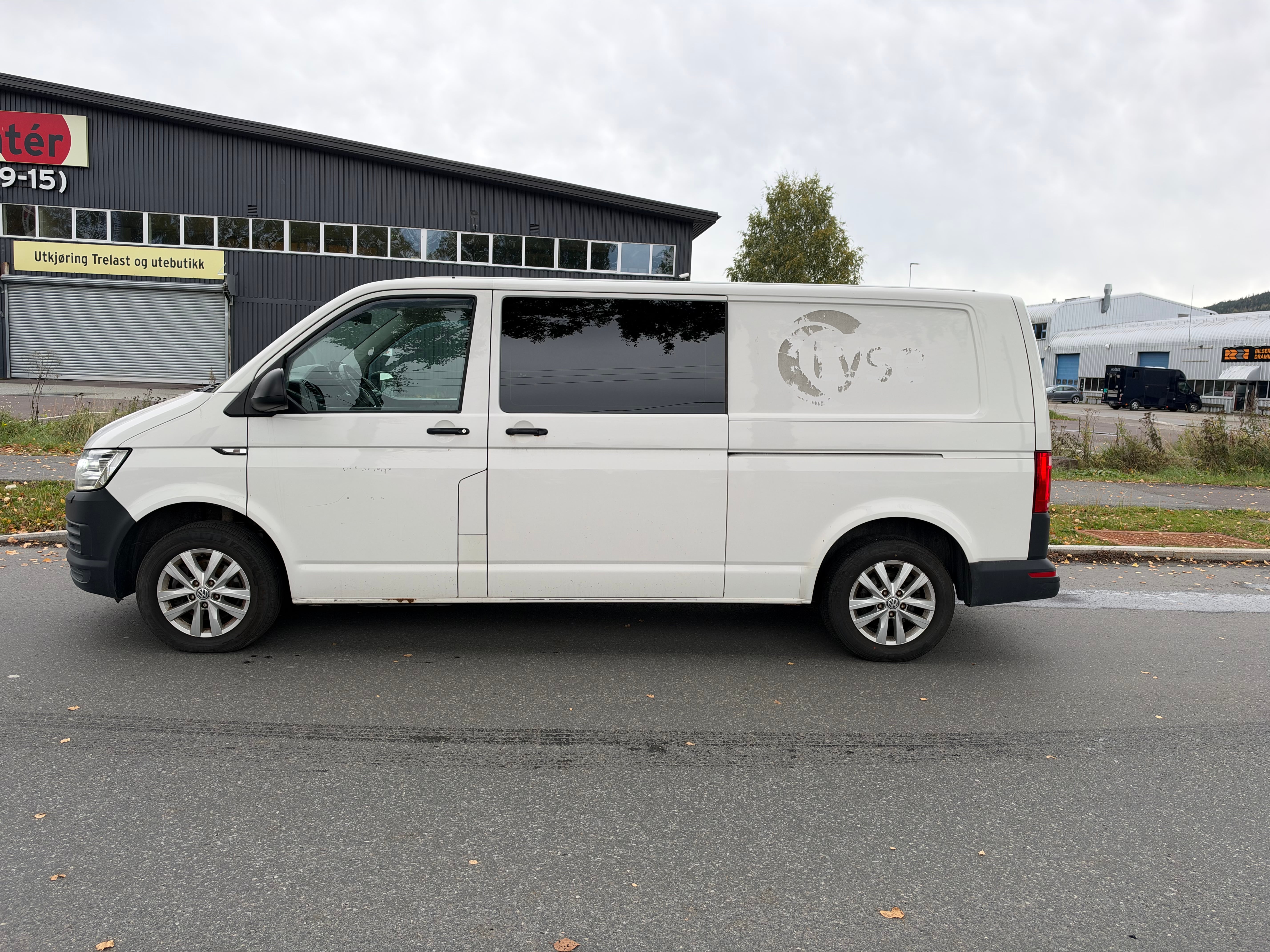 Volkswagen Transporter 2.0 TDI, 2017, Diesel, automatisk
