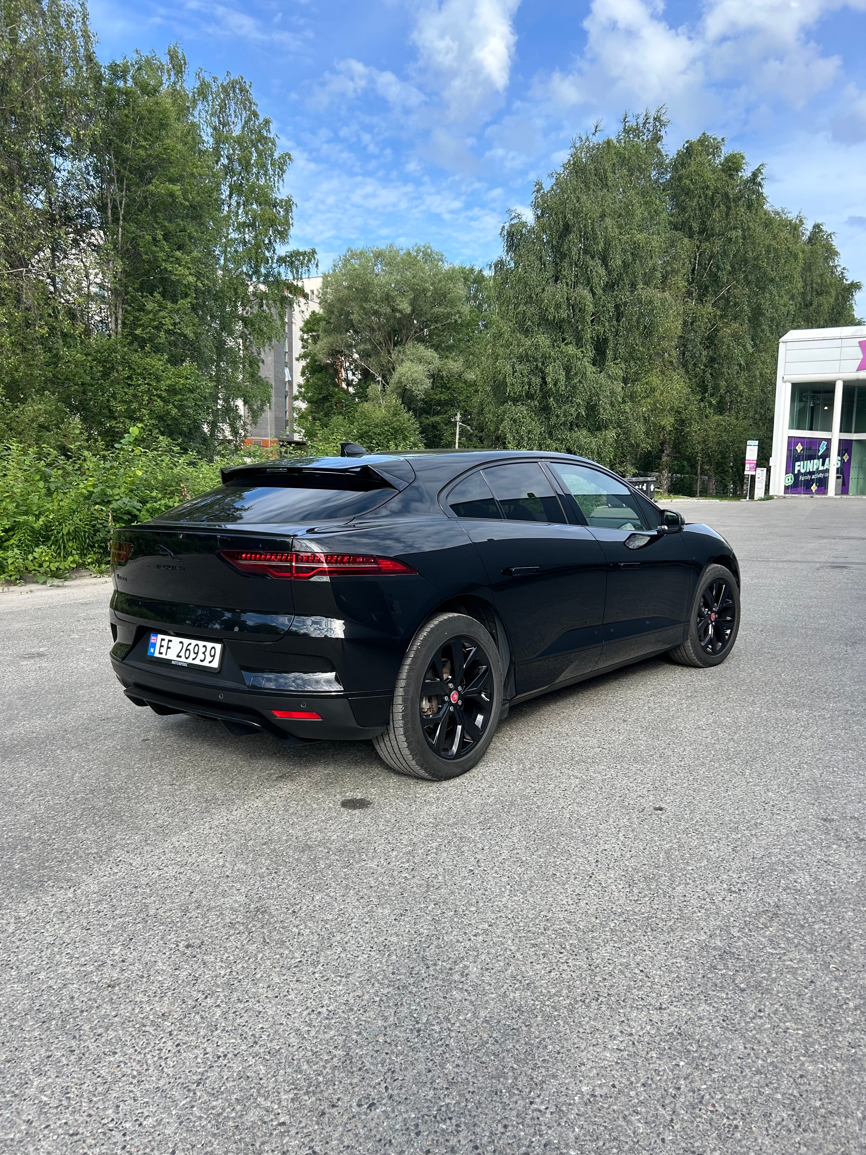 Jaguar I-pace med Ryggekamera