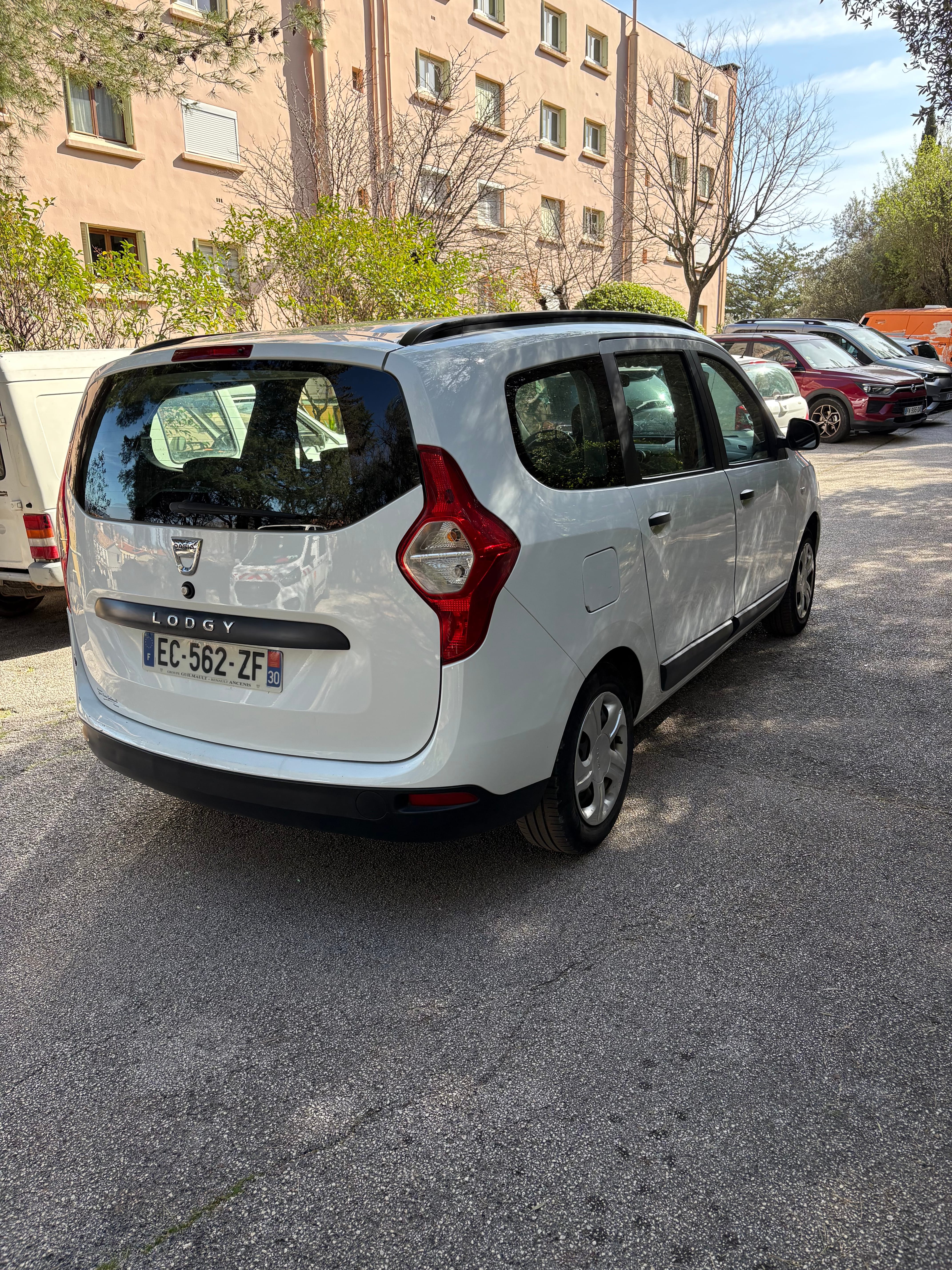 Dacia Lodgy avec Entrée audio / iPod