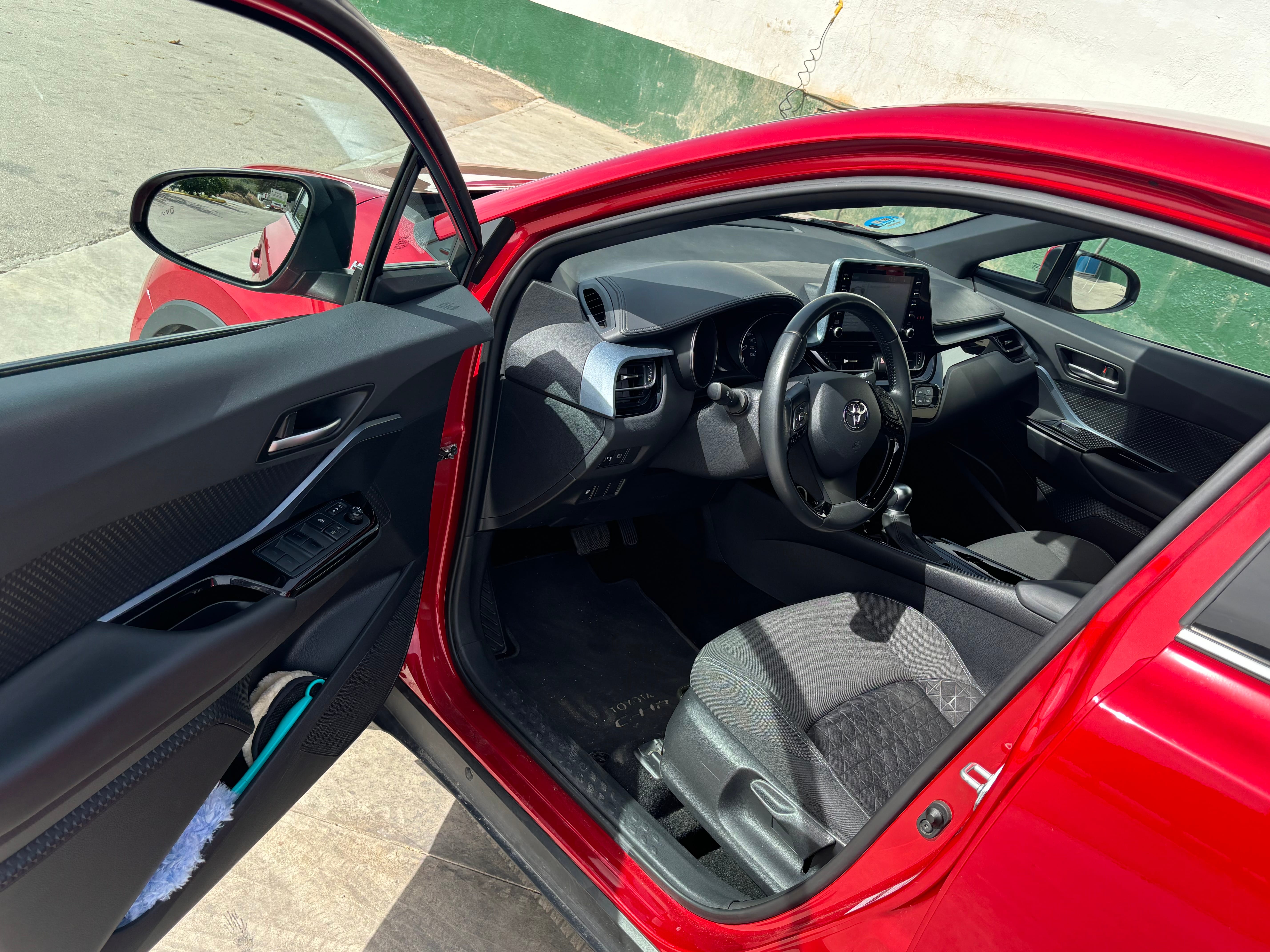 Toyota C-HR con Audio Bluetooth