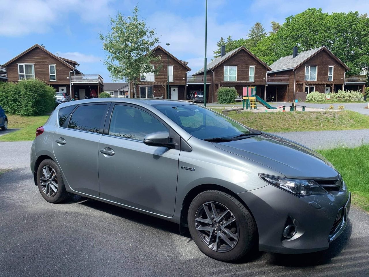 Toyota Auris 1,8 Hybrid E-CVT Active+ (Automat), 2014, Blyfri 95 / Elektrisk (hybrid), automatisk