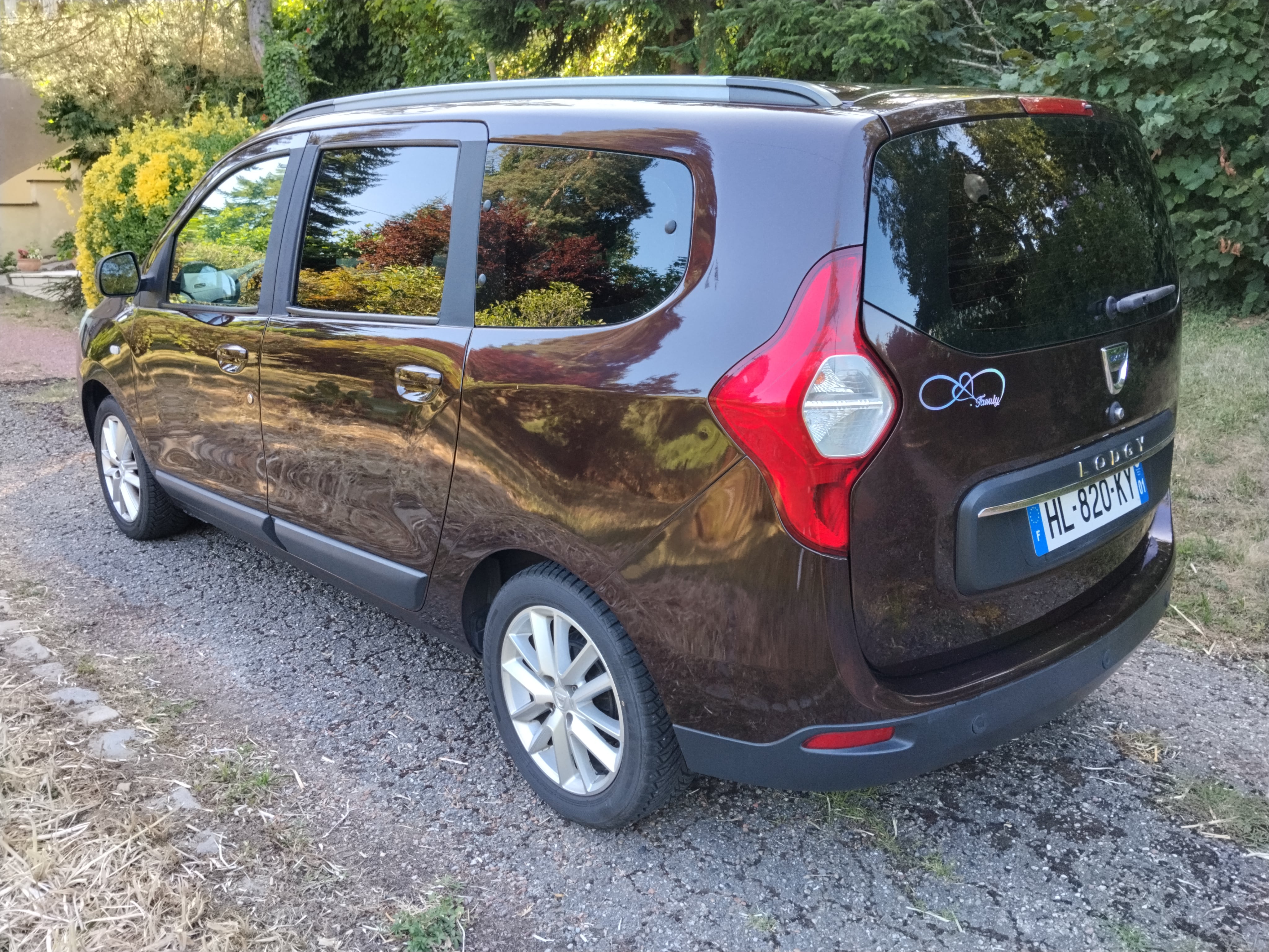 Dacia Lodgy 7 places avec GPS