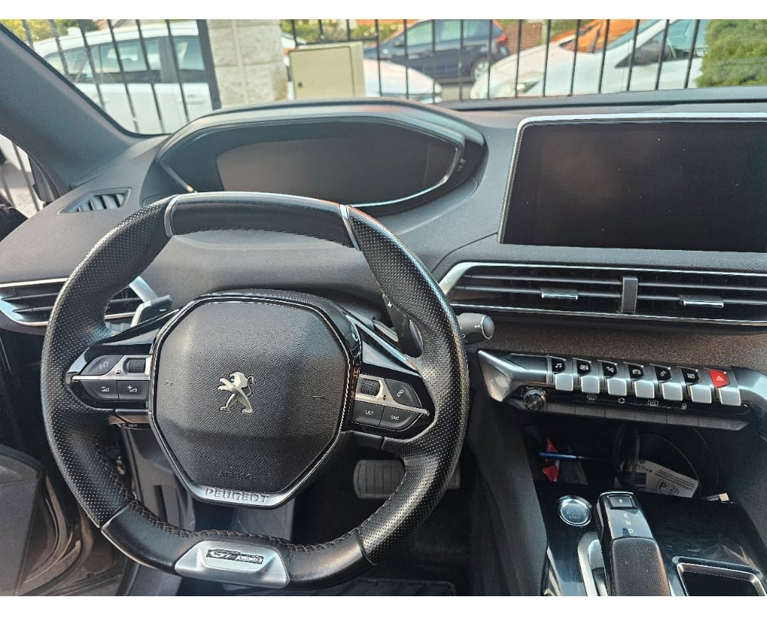 Peugeot 5008 avec Régulateur de vitesse