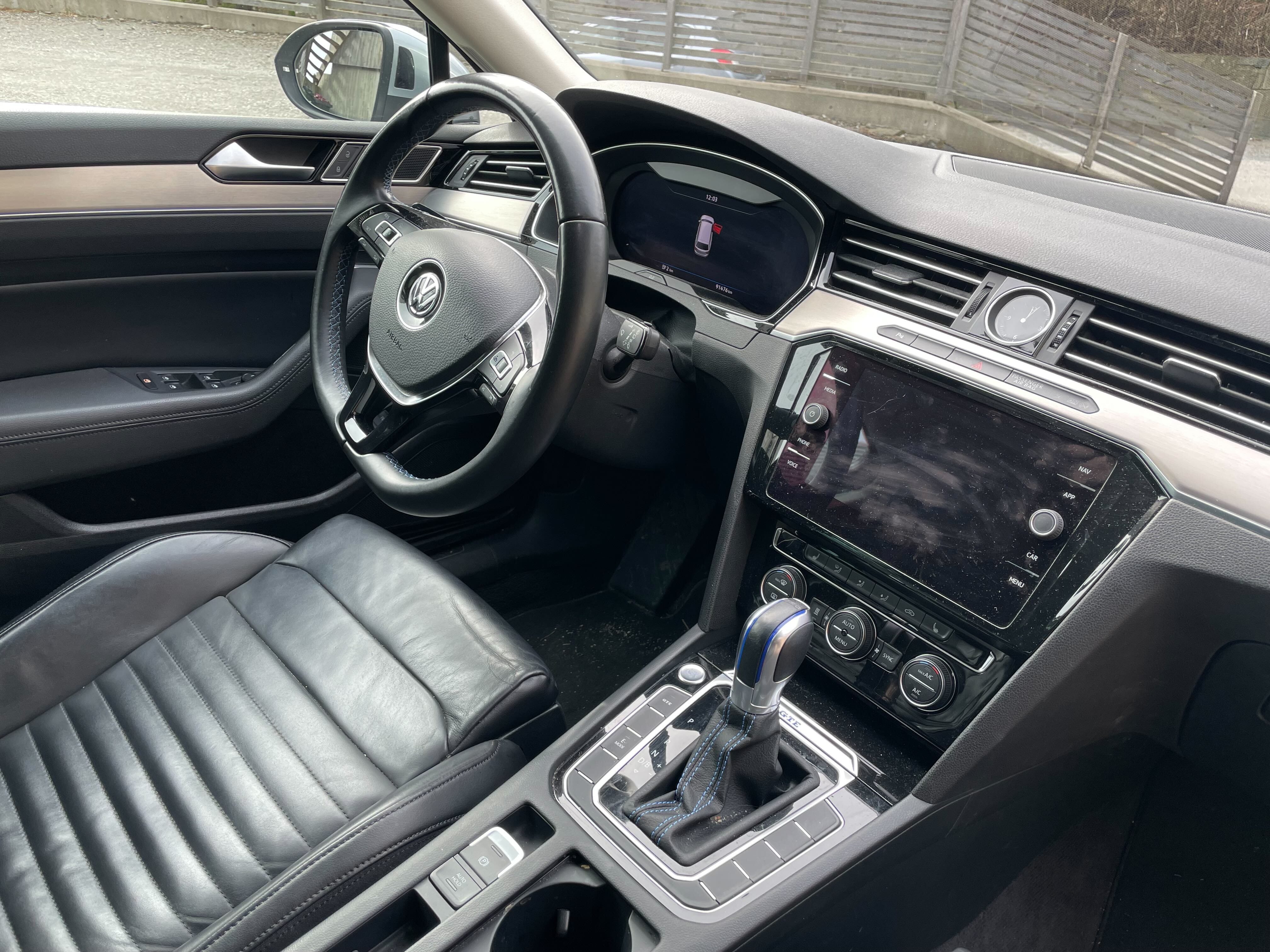 Volkswagen Passat GTE Hybrid med Cruisekontroll