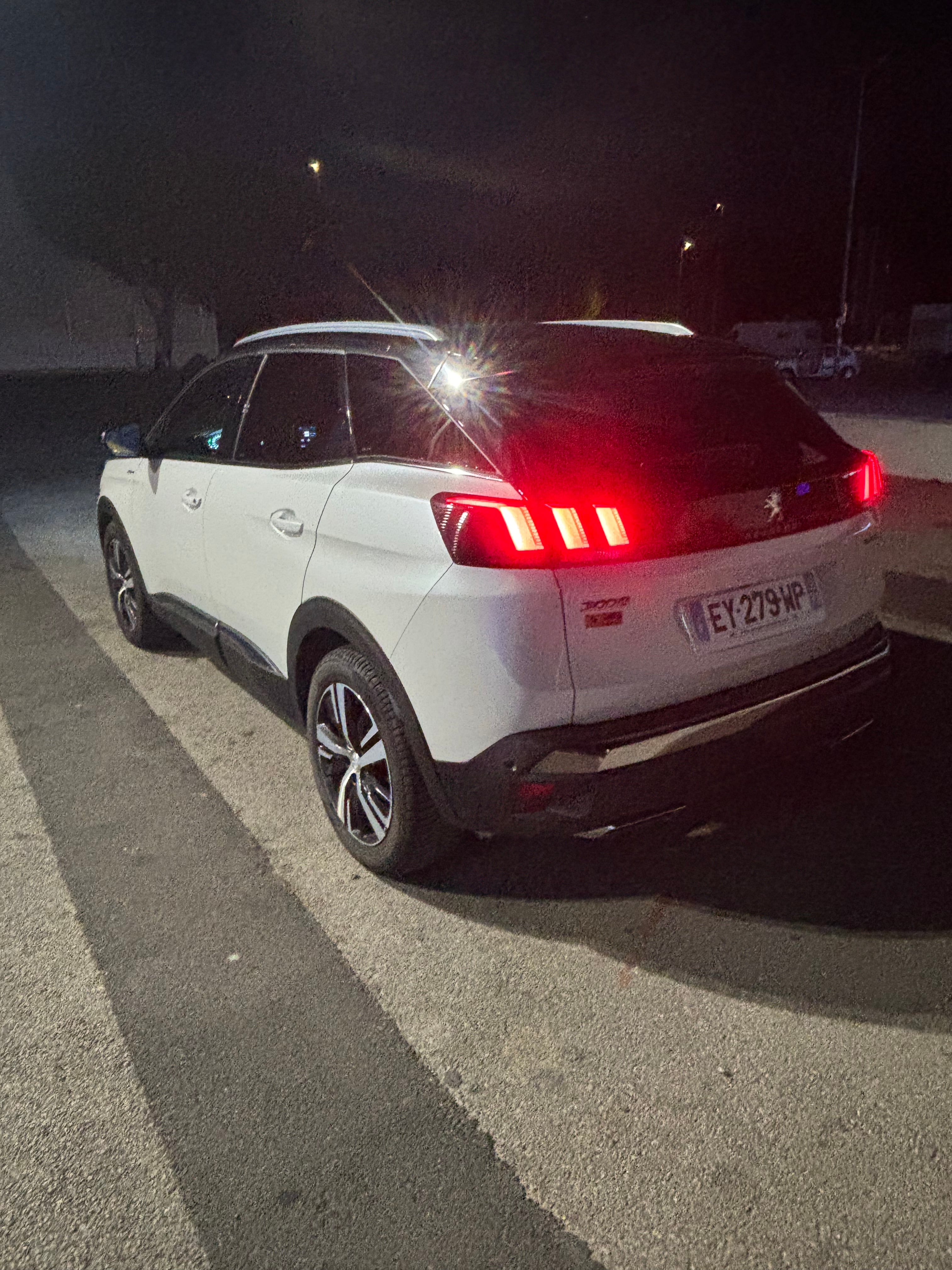 Peugeot 3008 avec Caméra de recul