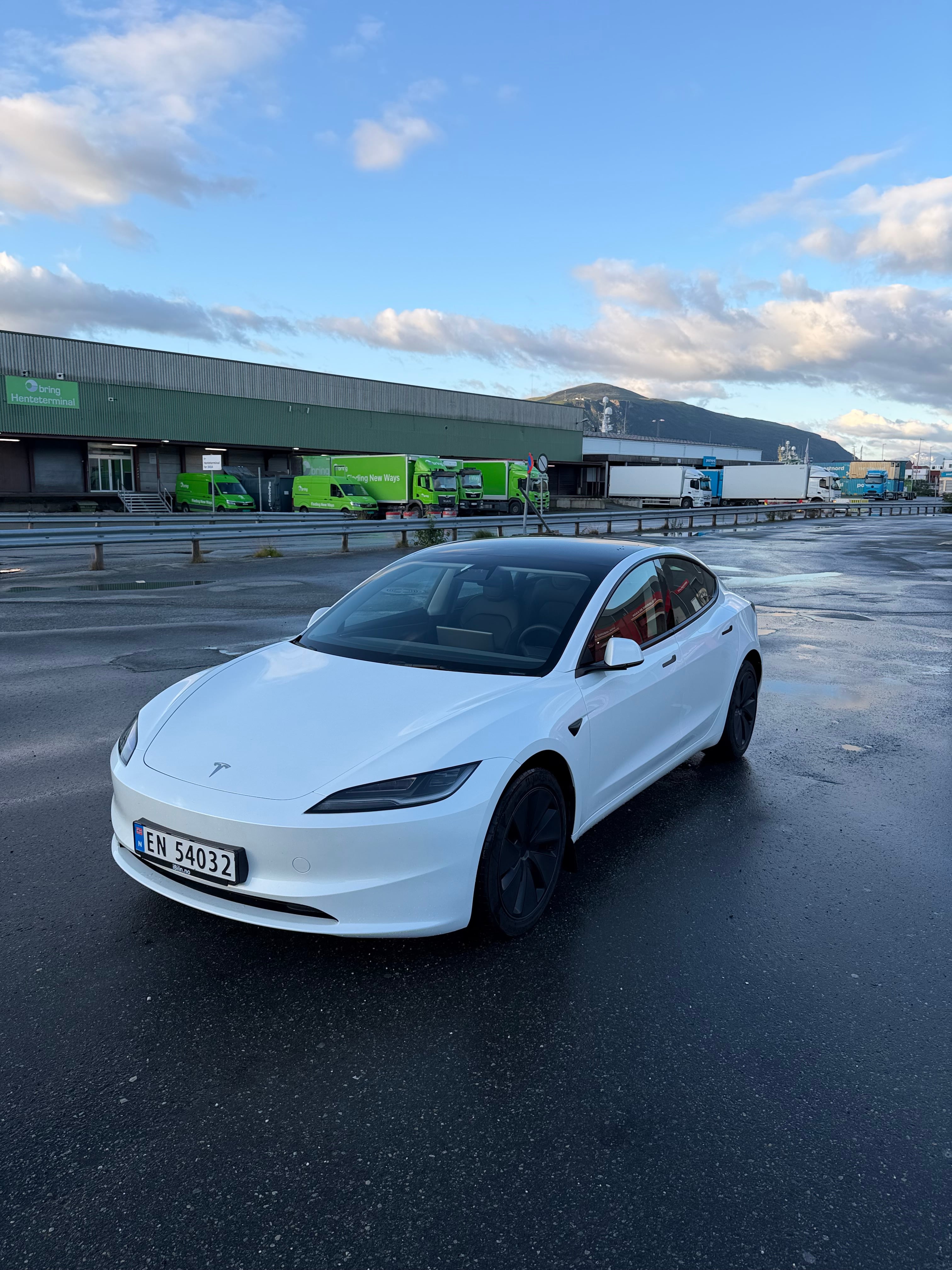 Tesla Model 3 Long Range 660km, 2025, Elektrisk, automatisk