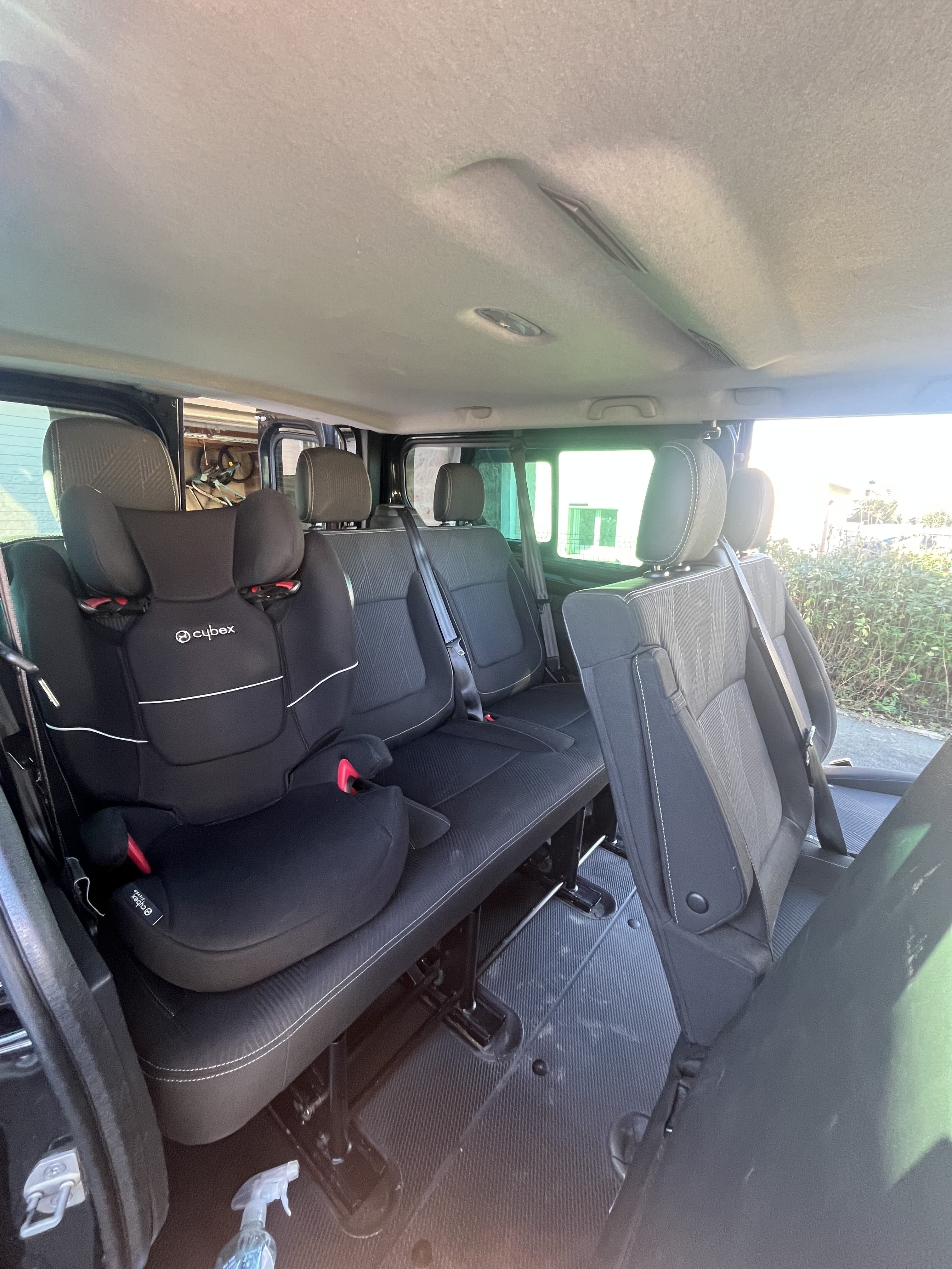 Renault Trafic Passenger avec Attelage