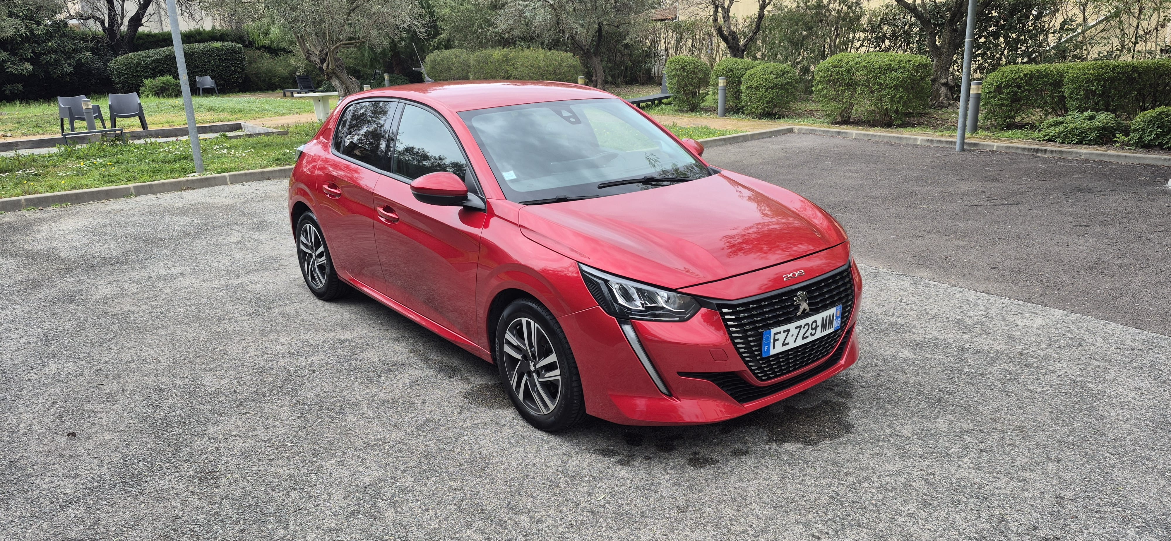 Peugeot 208 avec Climatisation