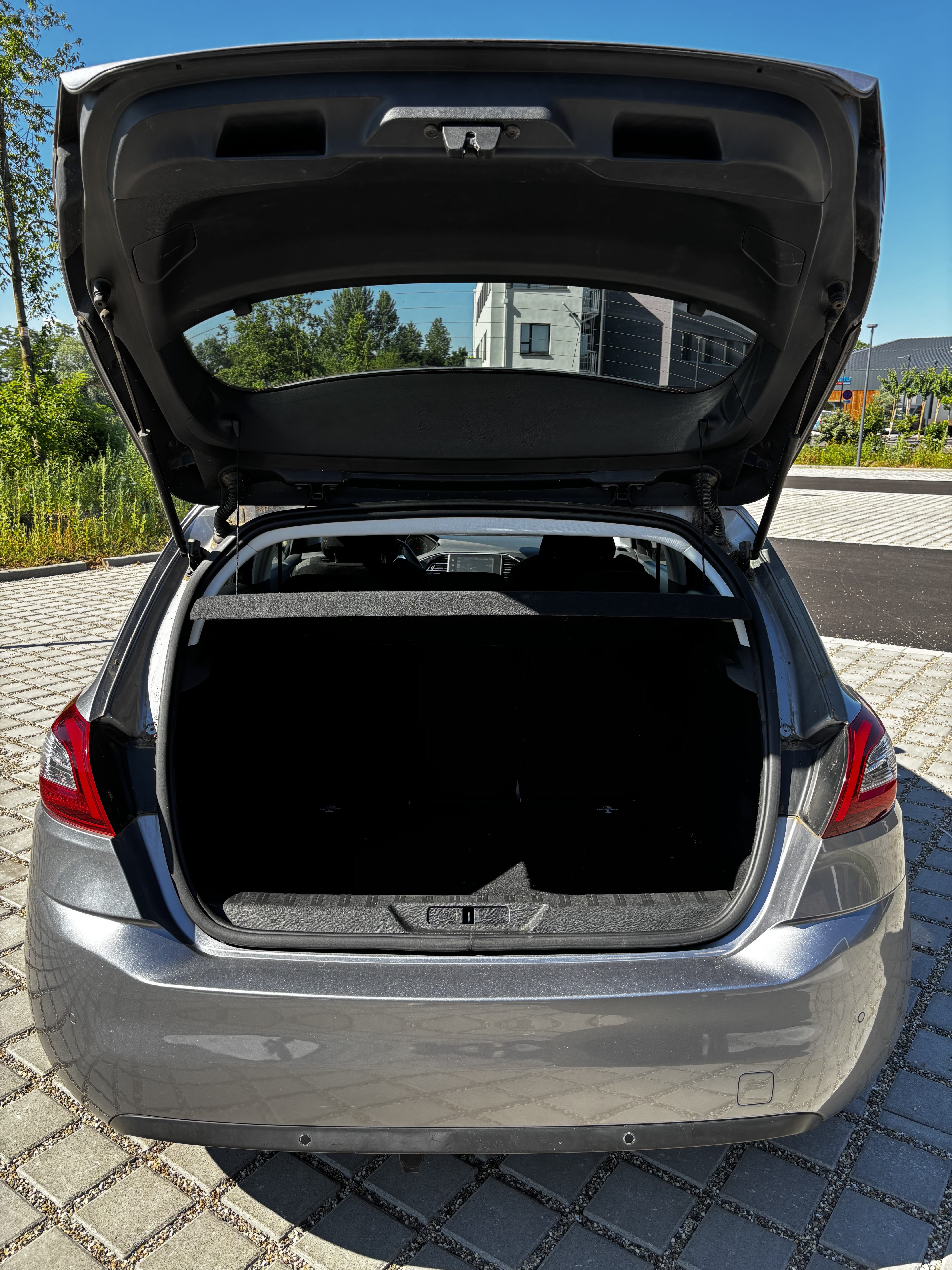 Peugeot 308 avec Pneus neige