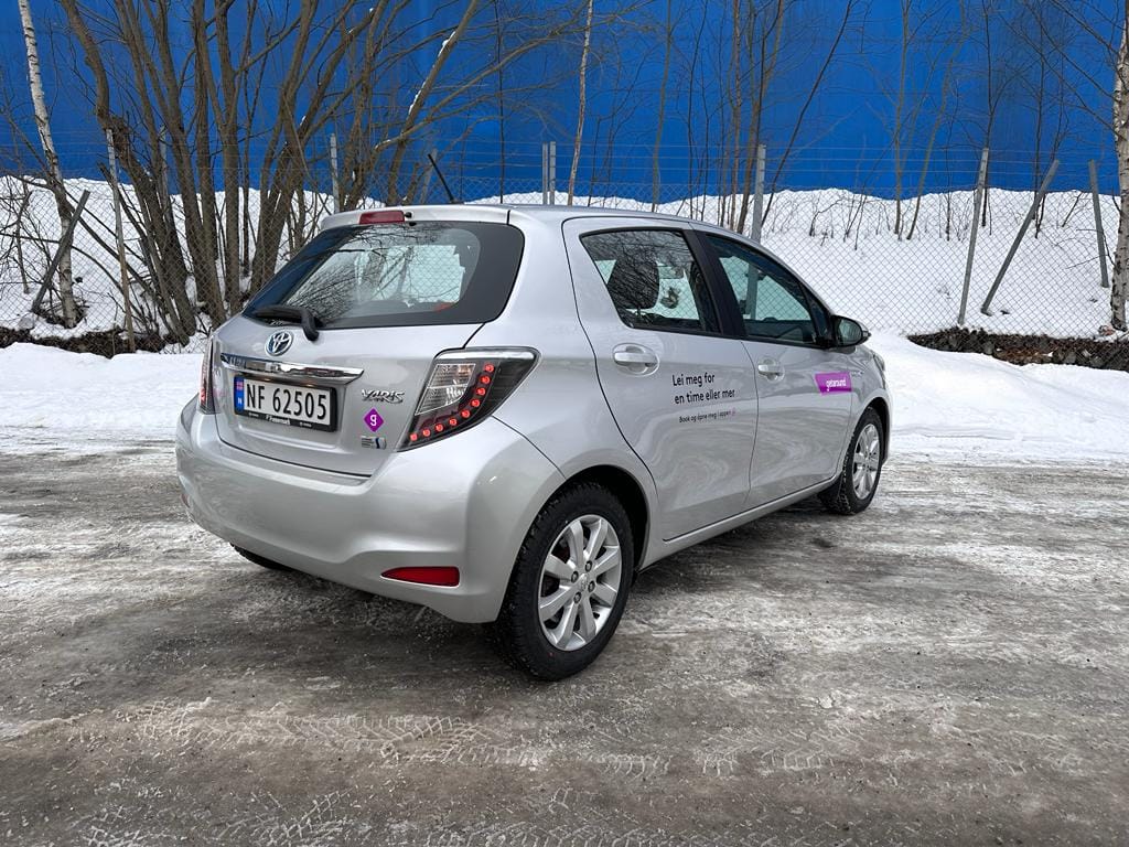 Toyota Yaris Hybrid 1,5 Bensin/Hybrid, Automat med GPS