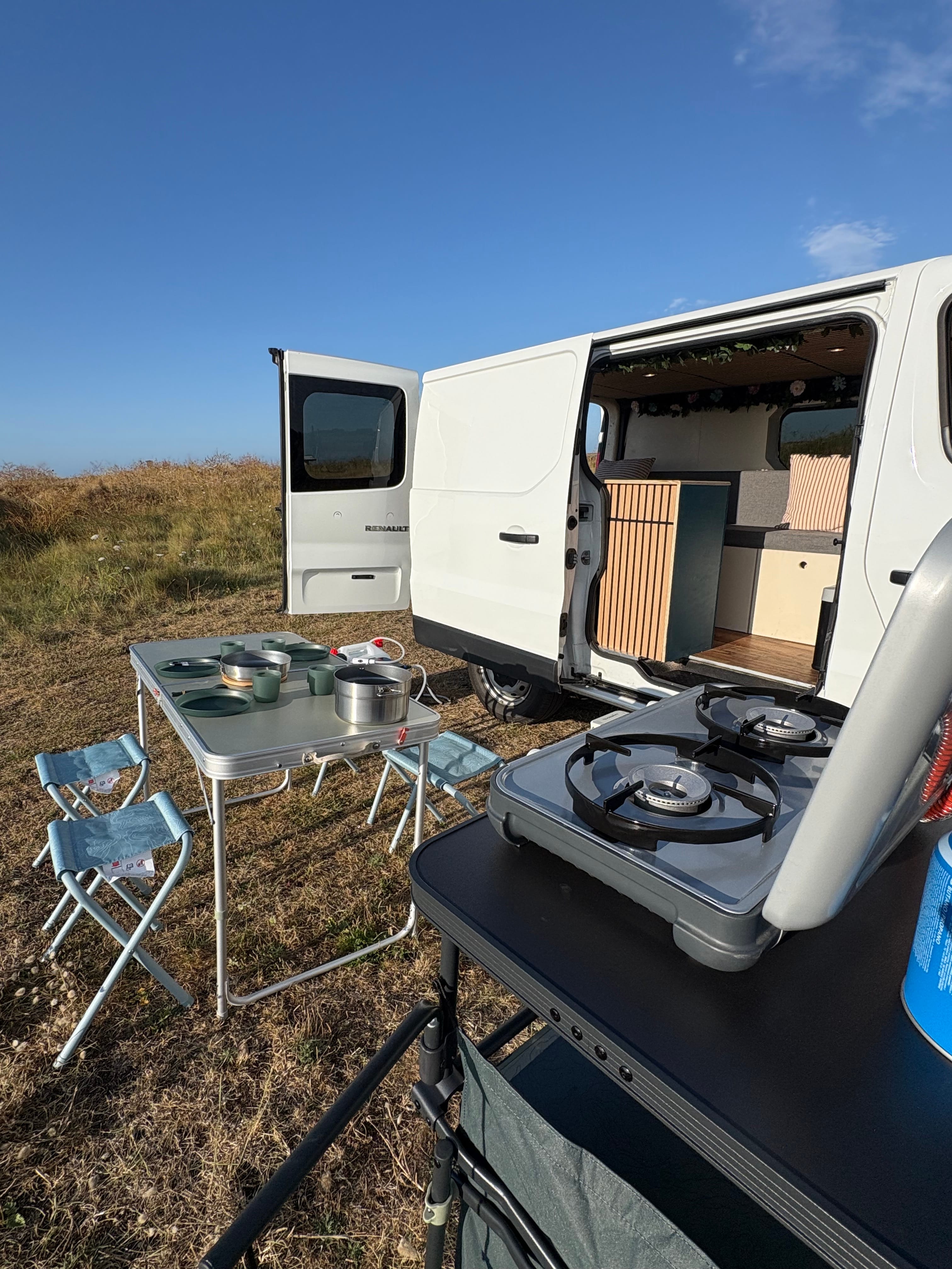 Renault Trafic Van aménagé avec Port USB