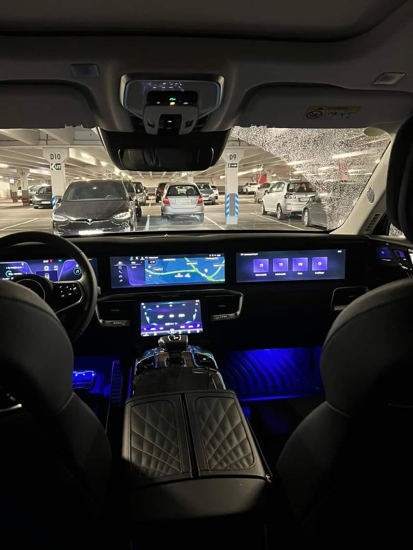 Hongqi E-HS9 mit Tempomat