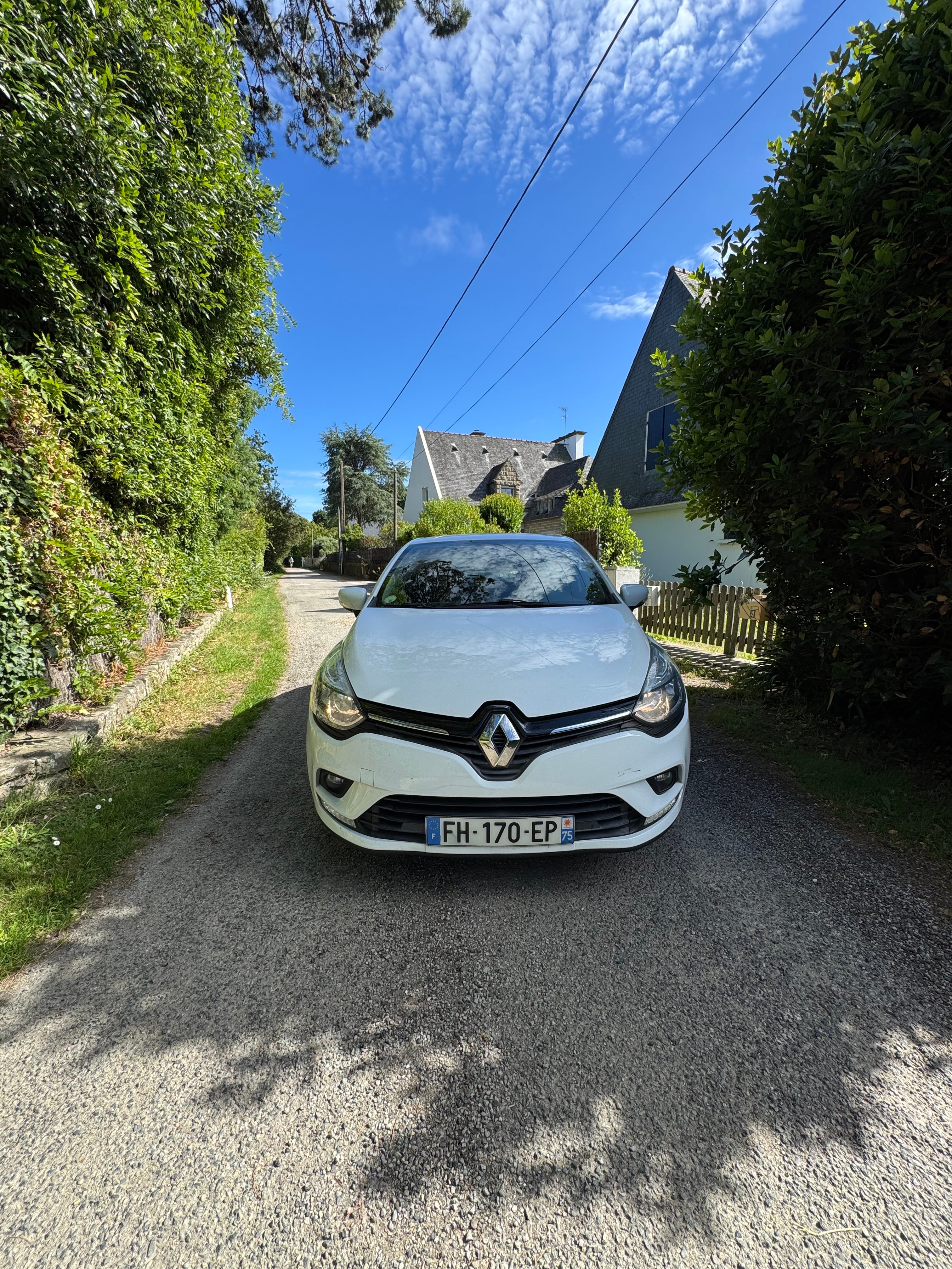 Renault Clio 1.5 dci avec Apple CarPlay