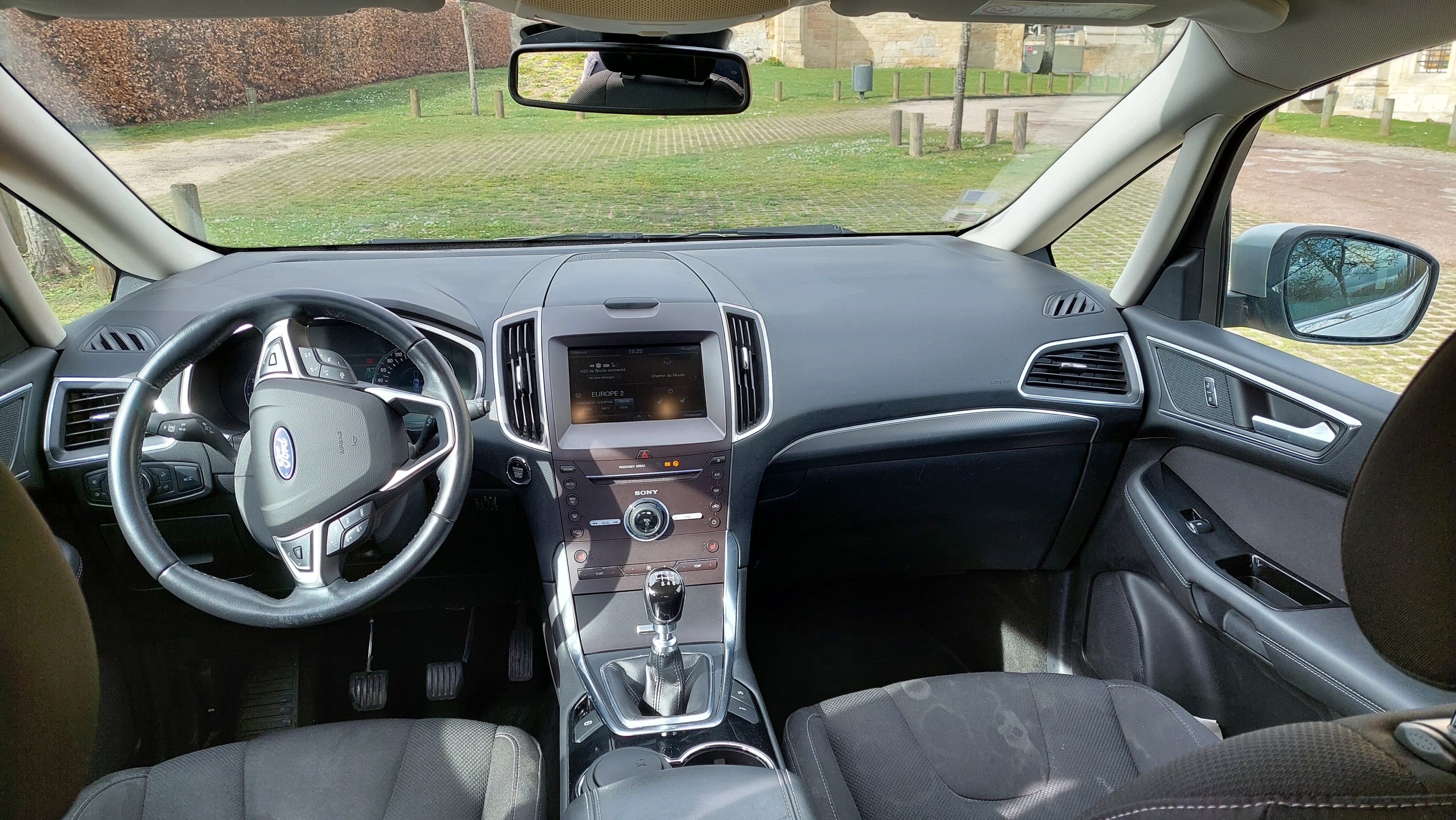 Ford S-Max avec GPS