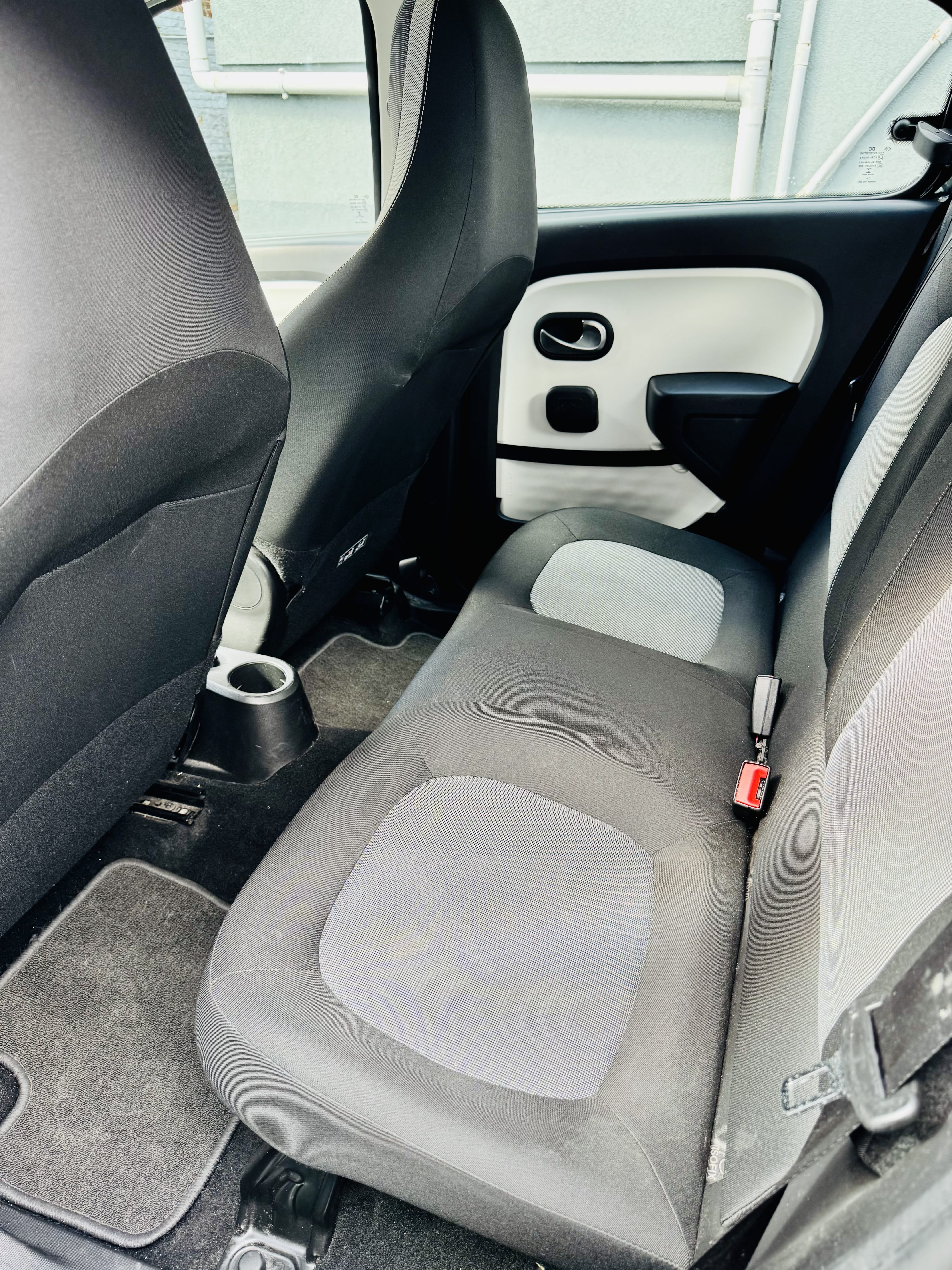 Renault Twingo 1.0 Essence avec Port USB
