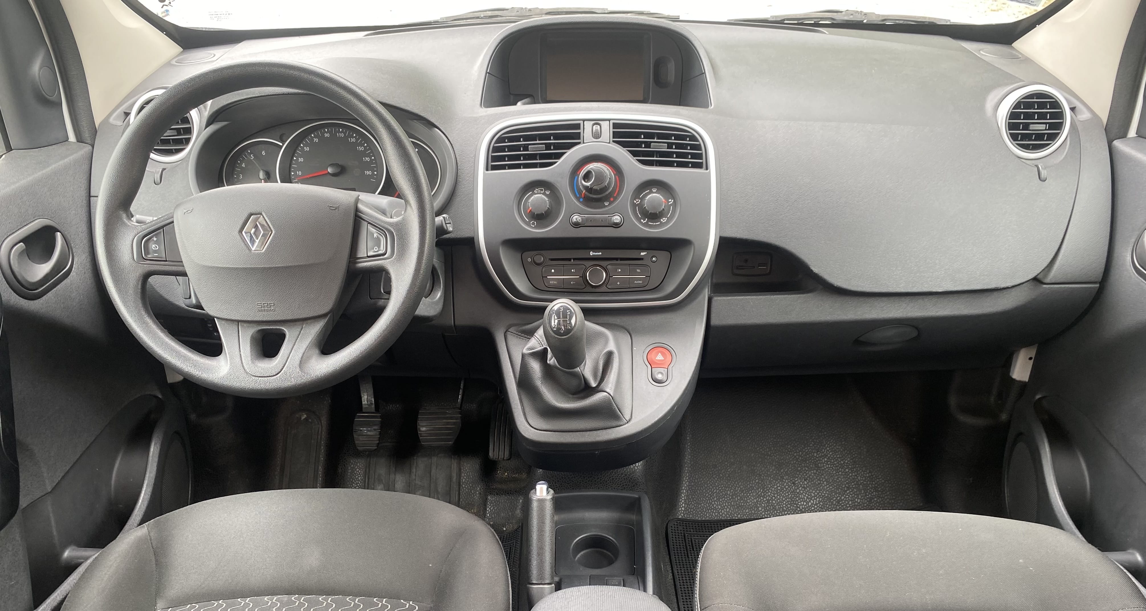 Renault Kangoo Express with Cruise control