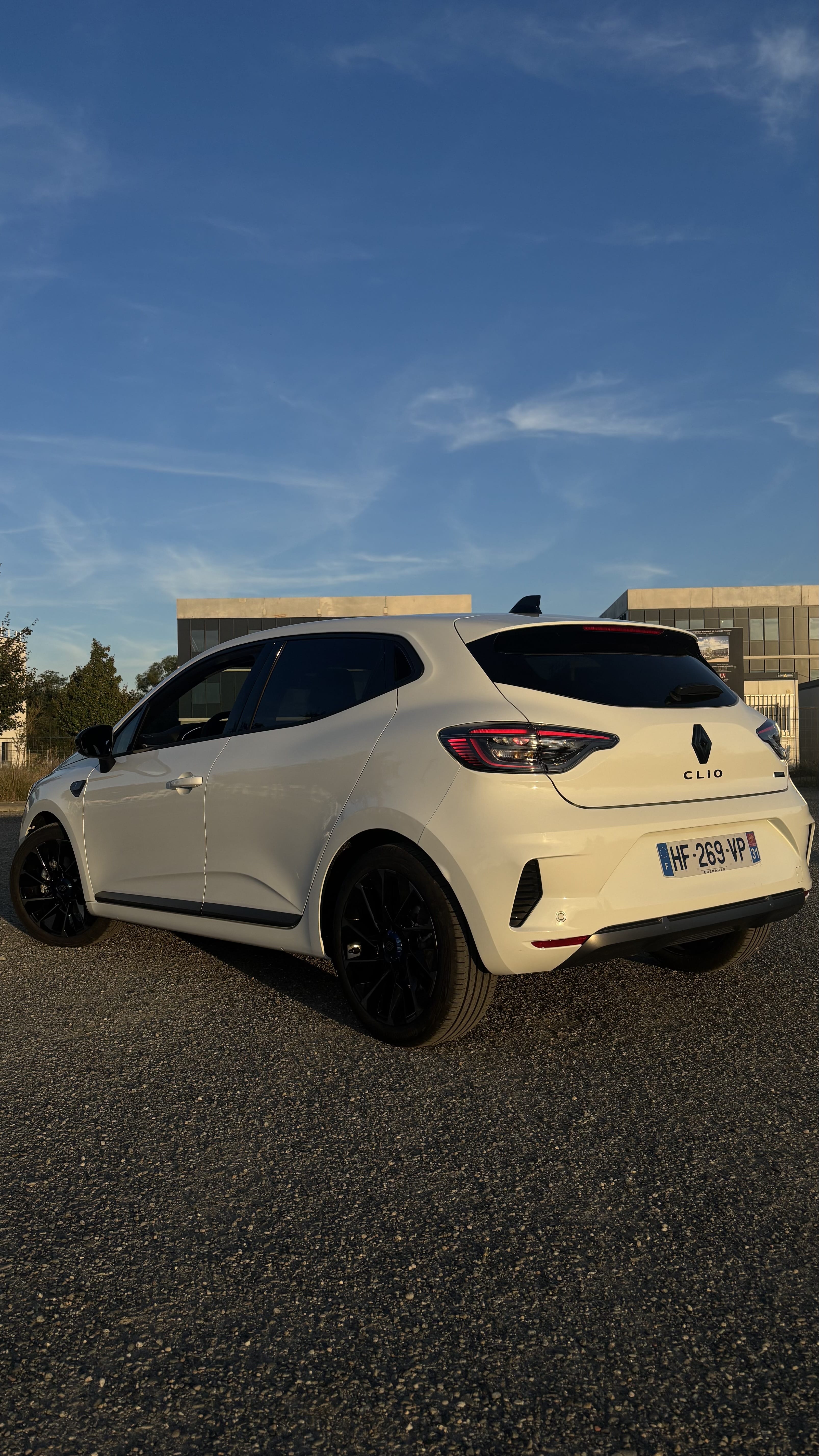 Renault Clio E-tech avec Climatisation