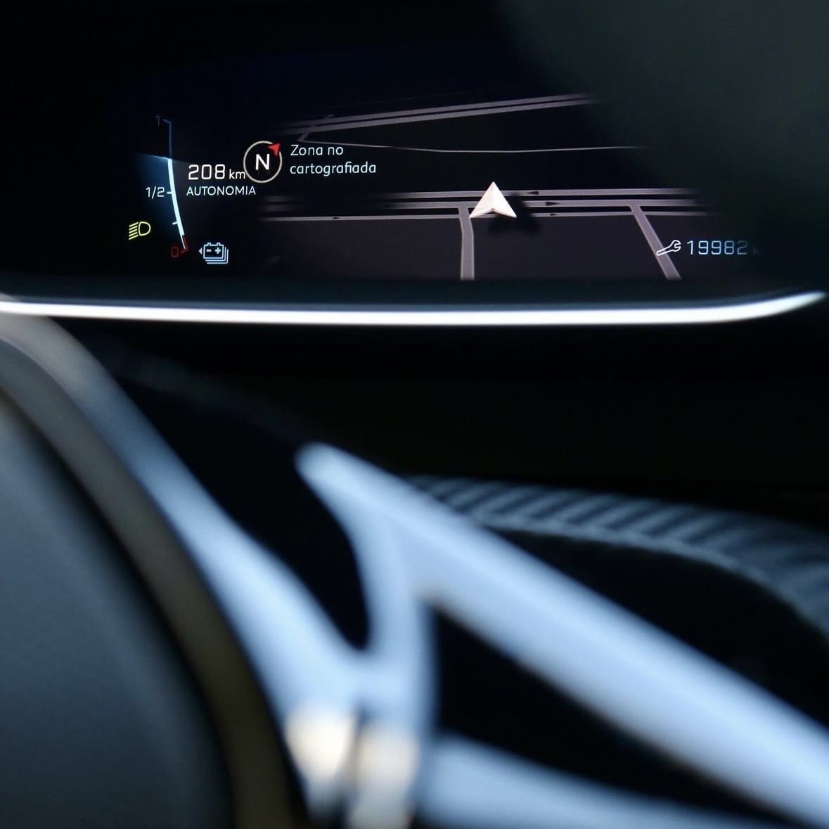 Peugeot e-2008 con Tracción cuatro ruedas