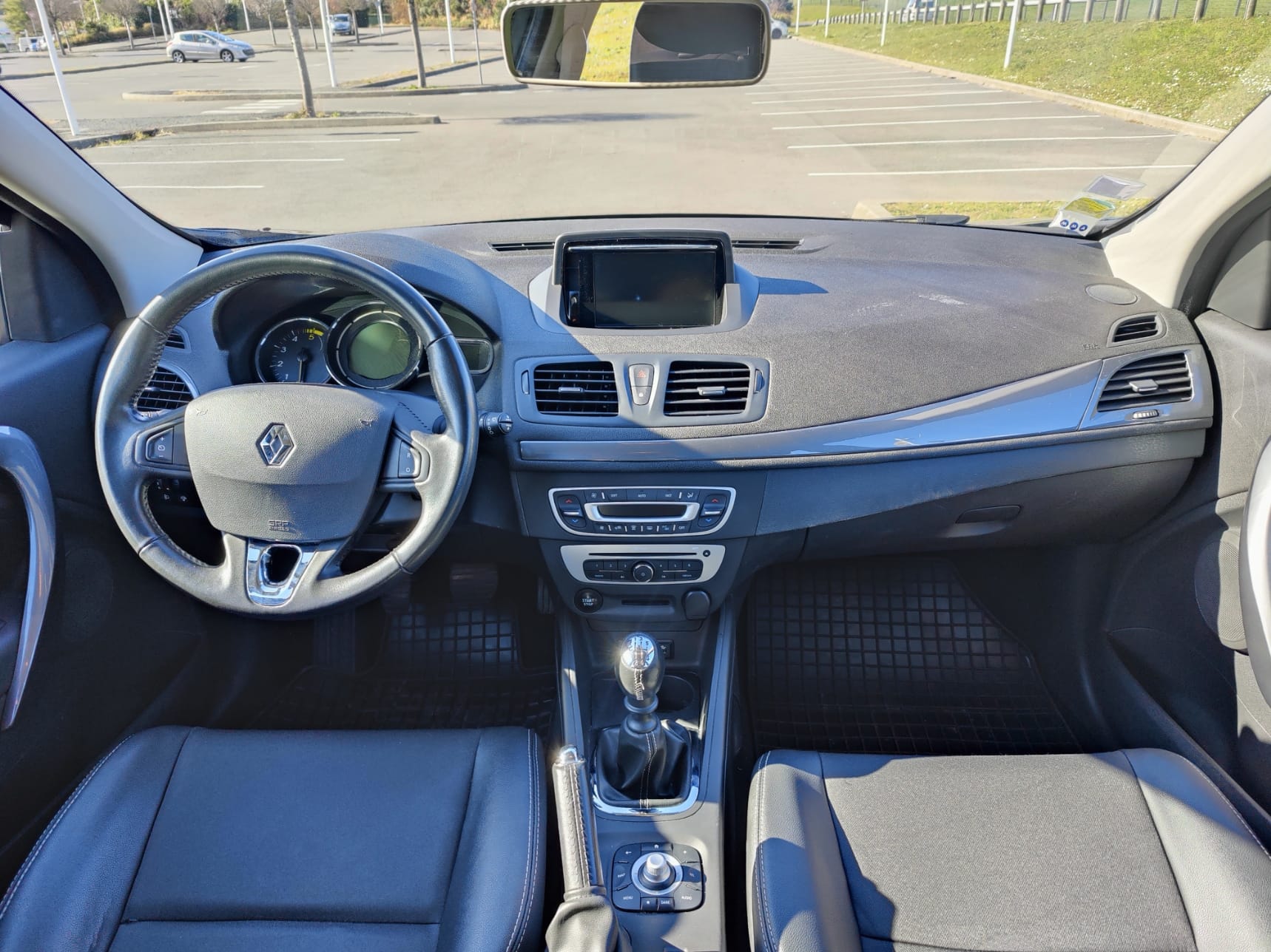 Renault Mégane Estate Break 110CH with Bluetooth audio