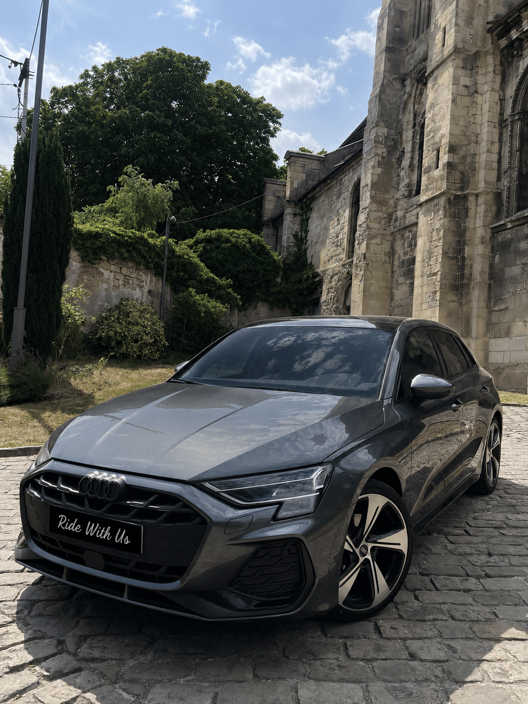 Audi A3 Sportback, 2024, Essence 95 / Electric (hybrid), automatic