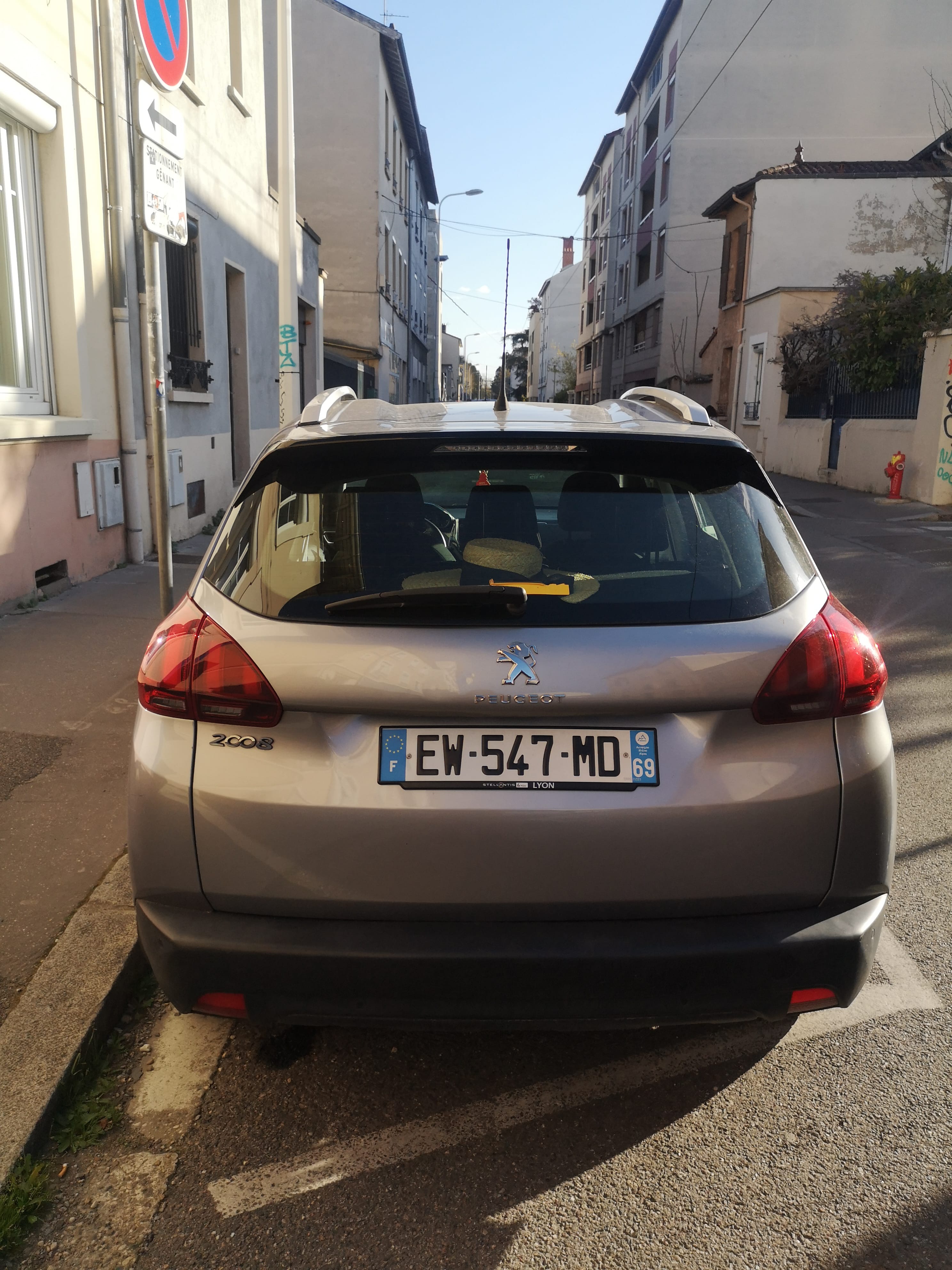 Peugeot 2008 avec Climatisation