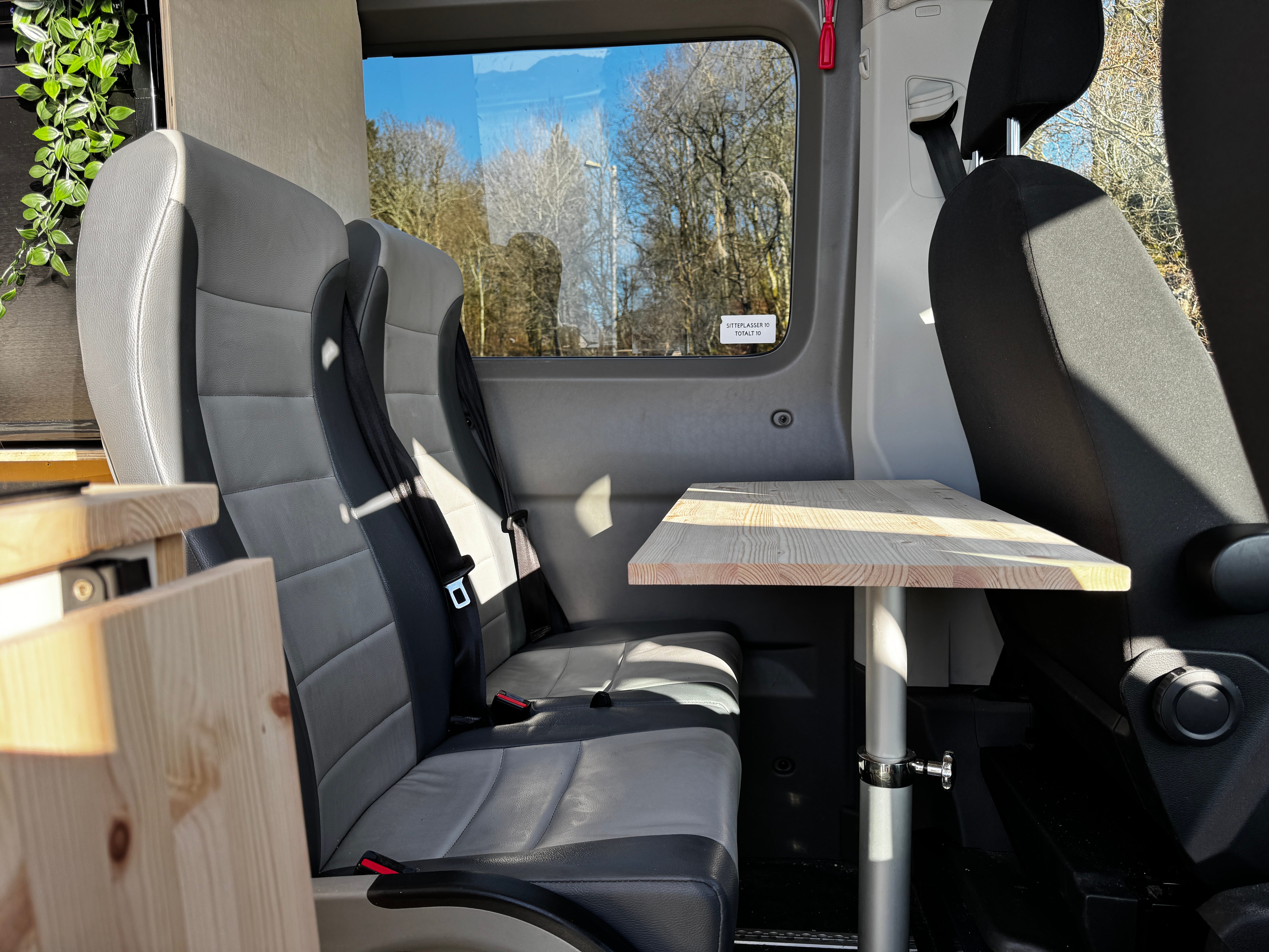 Volkswagen Crafter med Babysete