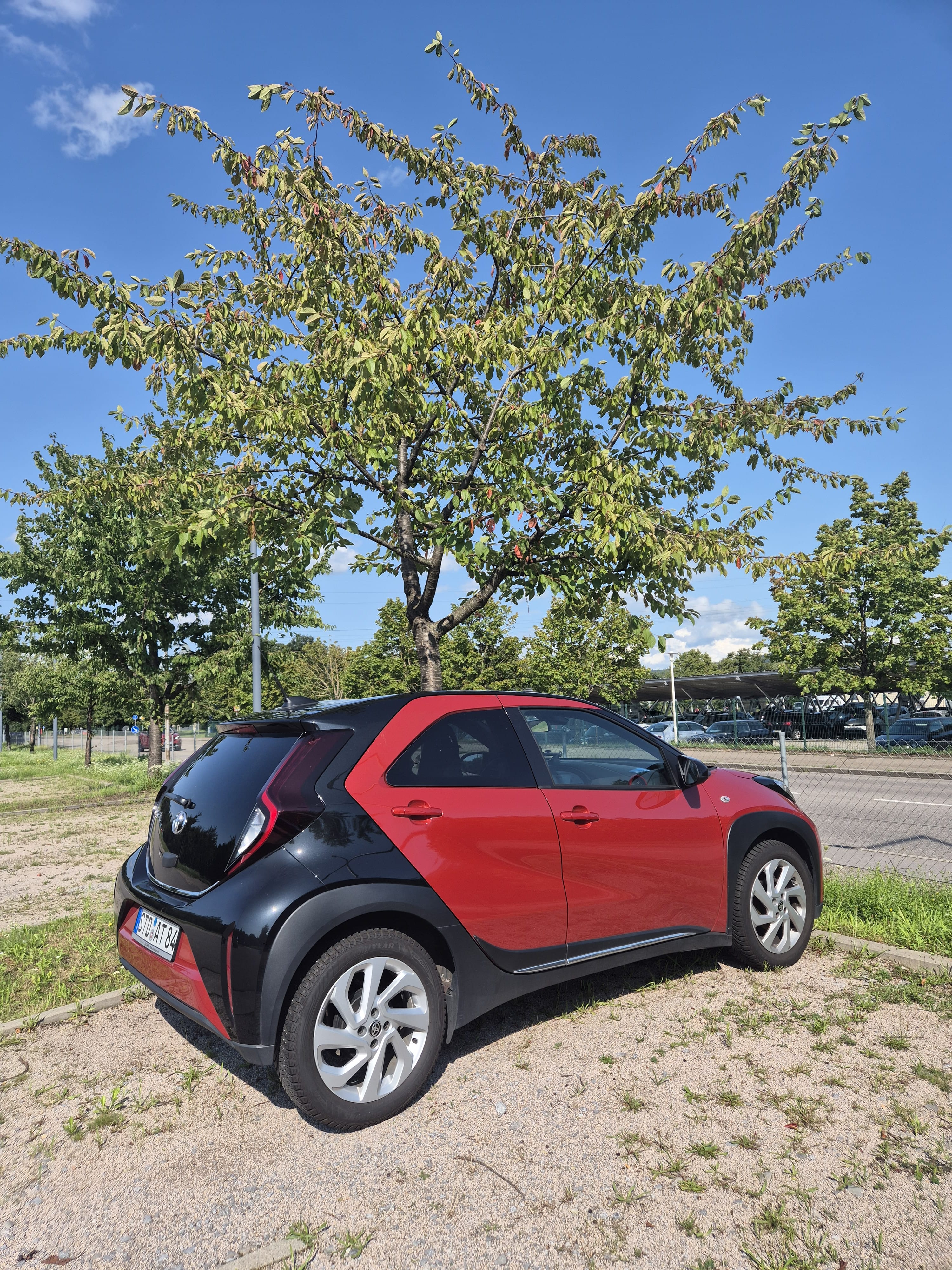 Toyota Aygo X 1.0 Pulse CVT mit Apple CarPlay