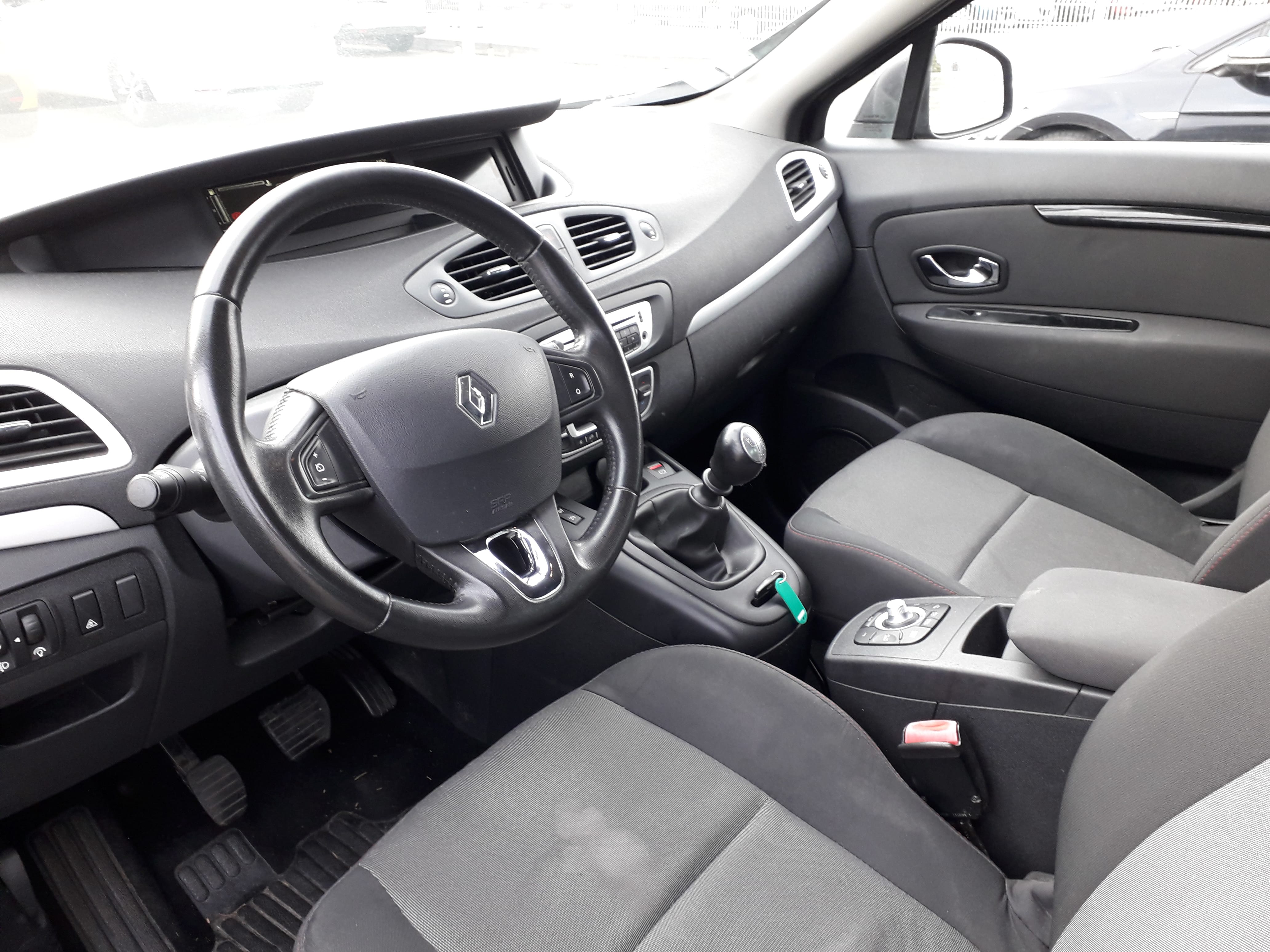 Renault Scenic 1.5 DCI 110 CV dynamique mit Tempomat