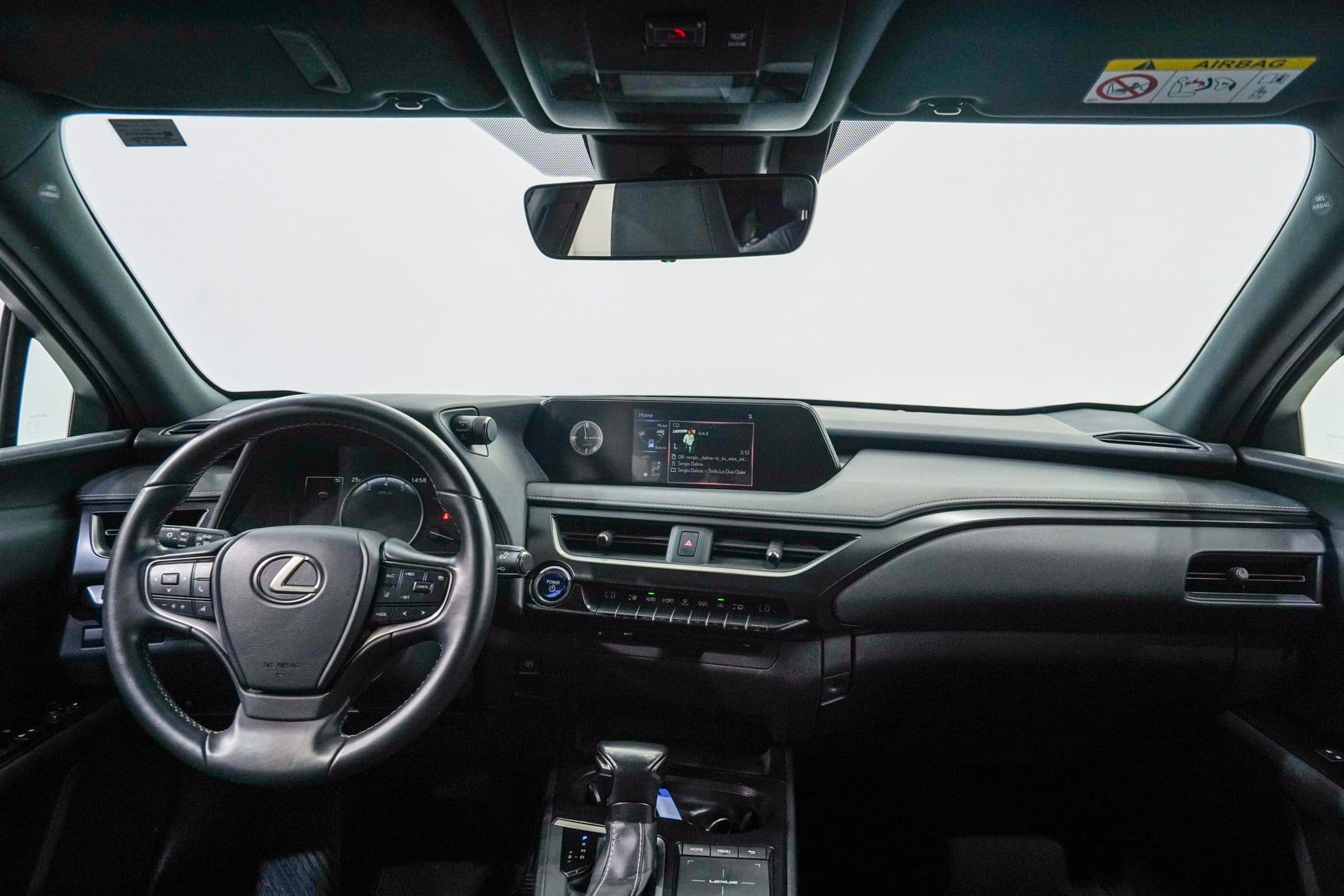 Lexus UX 250h con Audio Bluetooth
