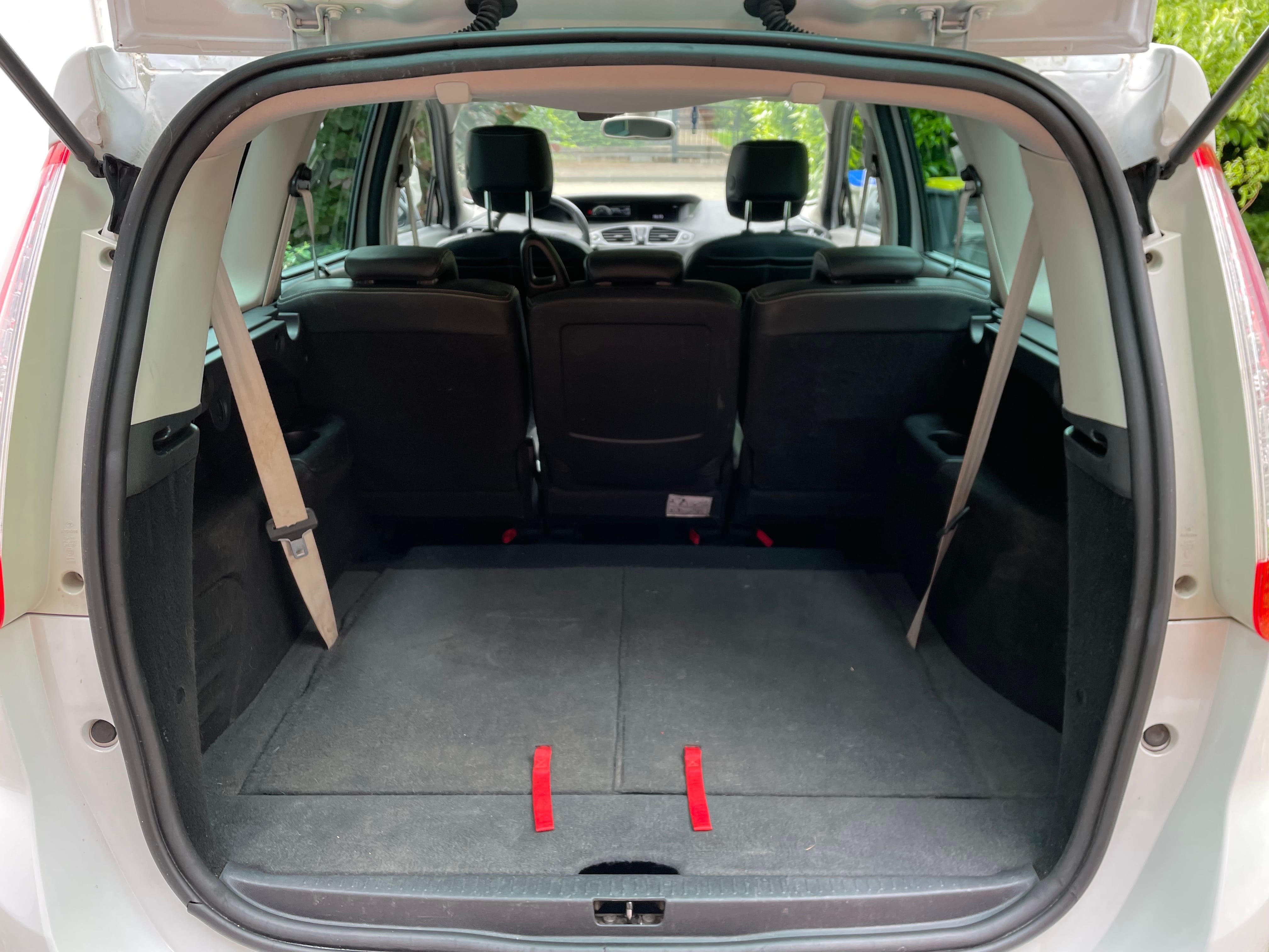 Renault Grand Scenic 7 places - Tce 130cv avec Siège bébé
