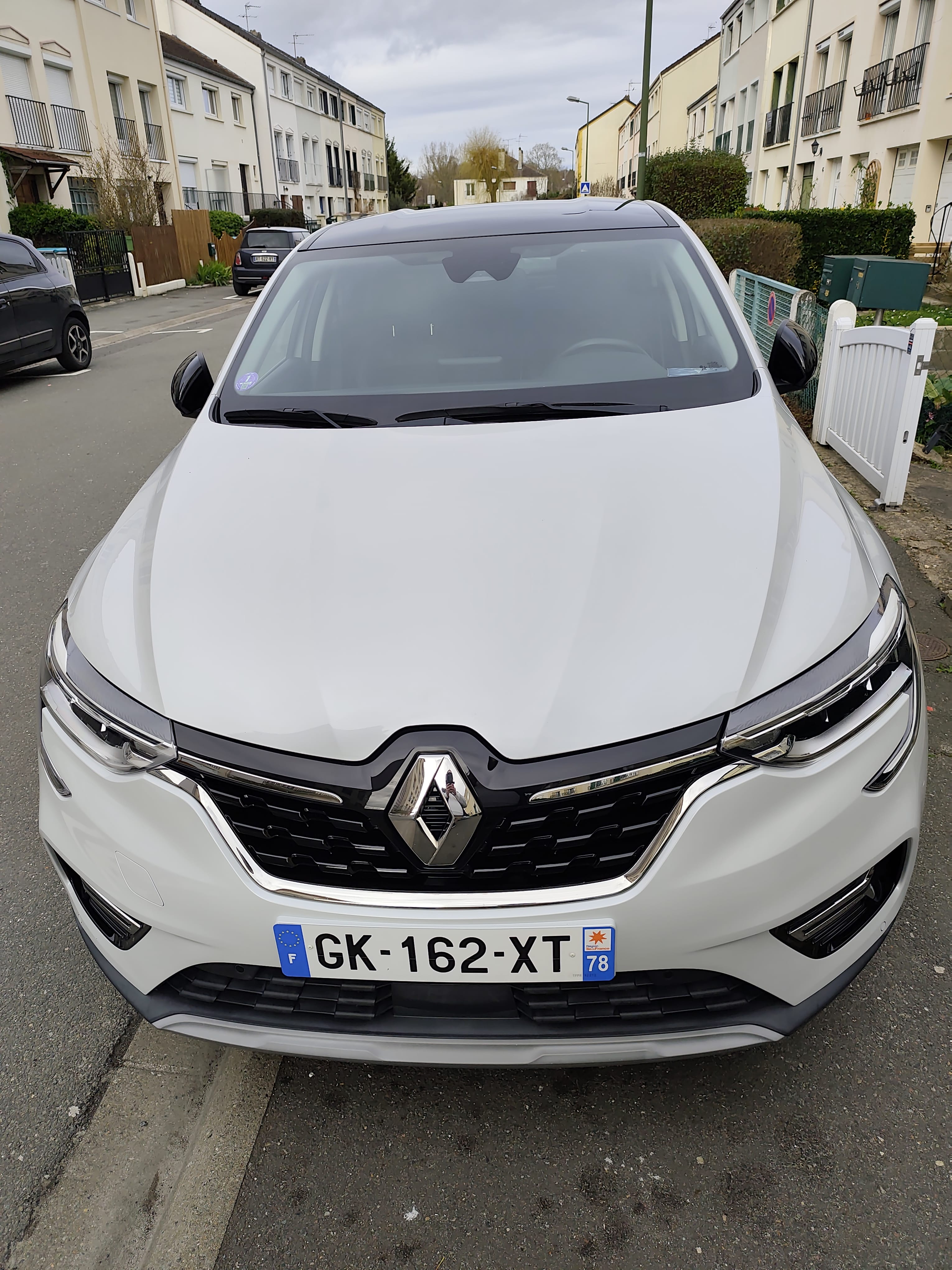 Renault Arkana E-Tech, 2022, Essence 95 / Électrique (hybride), automatique