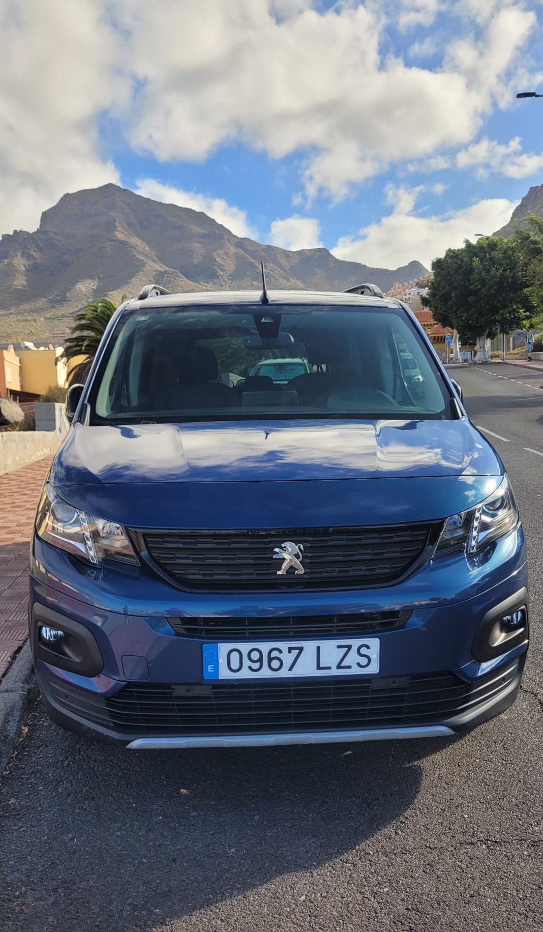 Peugeot Rifter con Entrada de Audio/iPod
