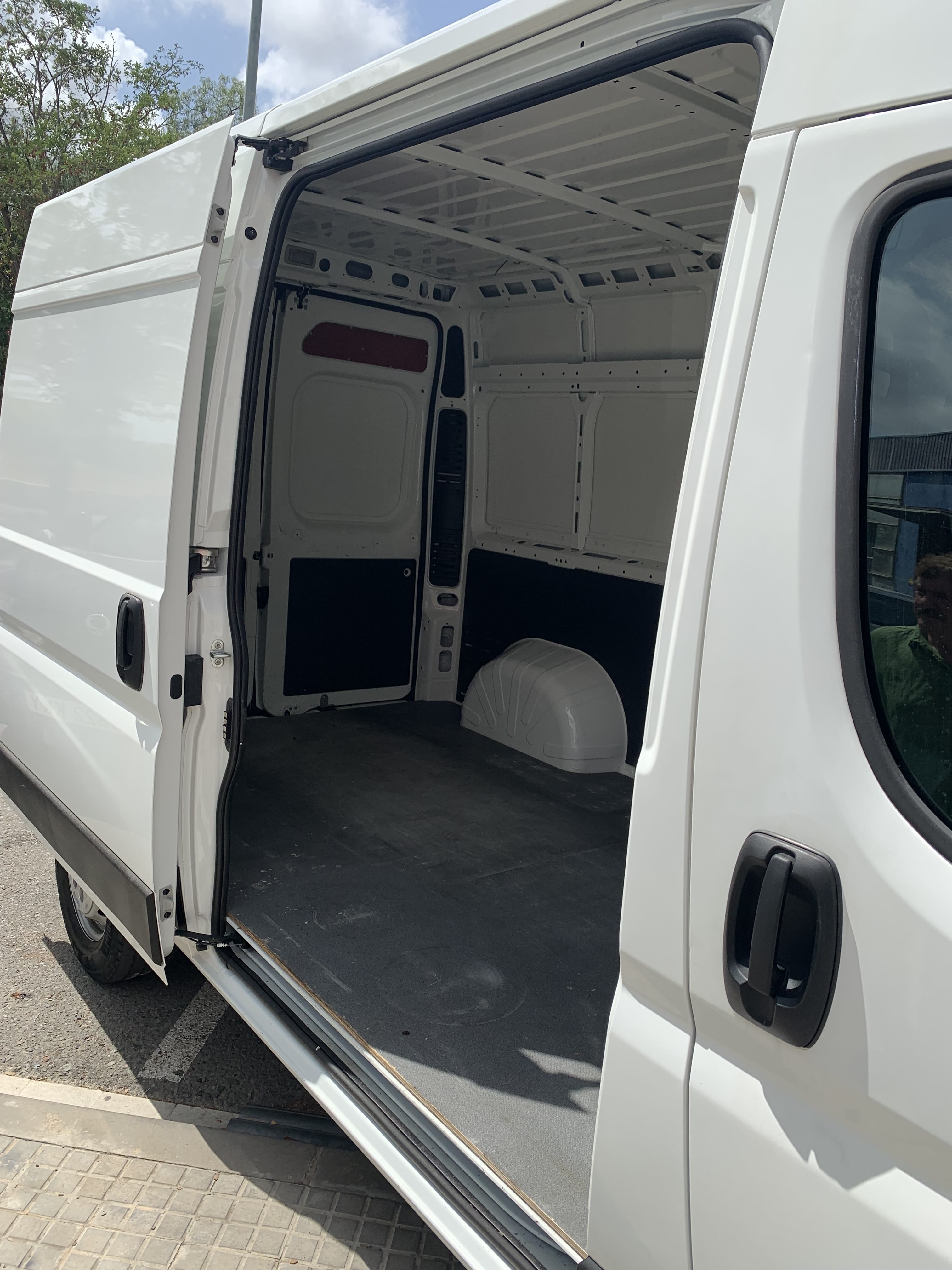 Peugeot Boxer 2.0HDI med Bluetooth audio