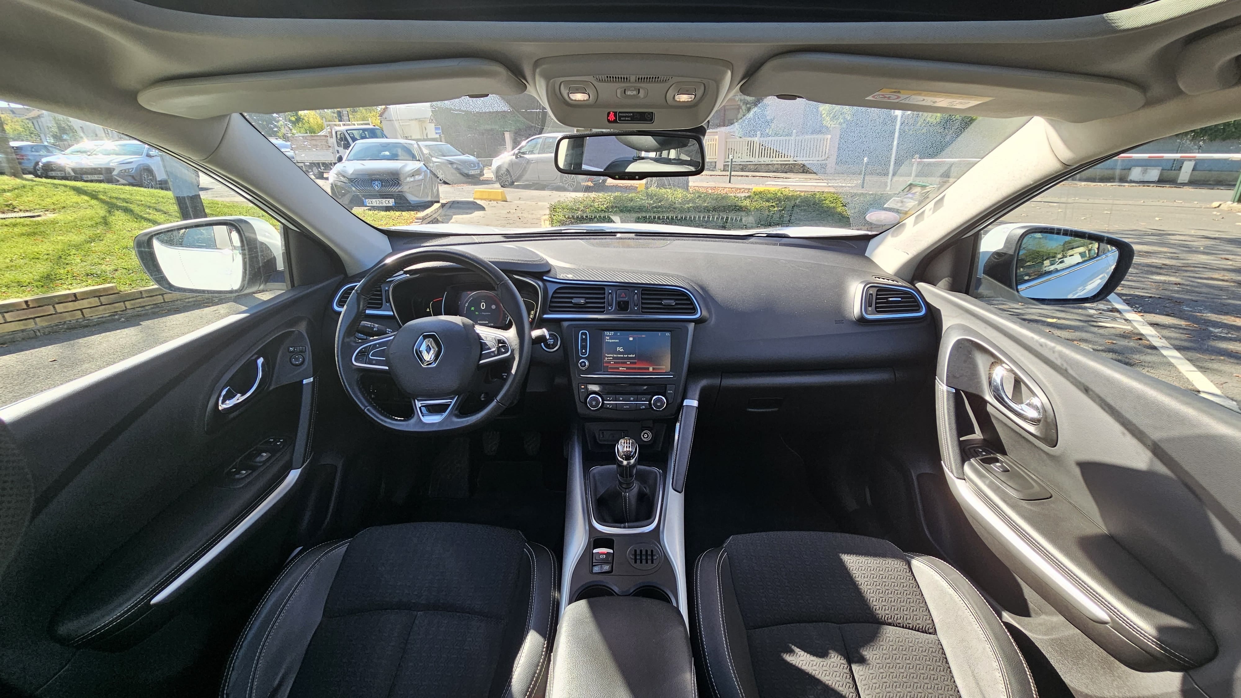 Renault Kadjar Essence 130cv avec Entrée audio / iPod