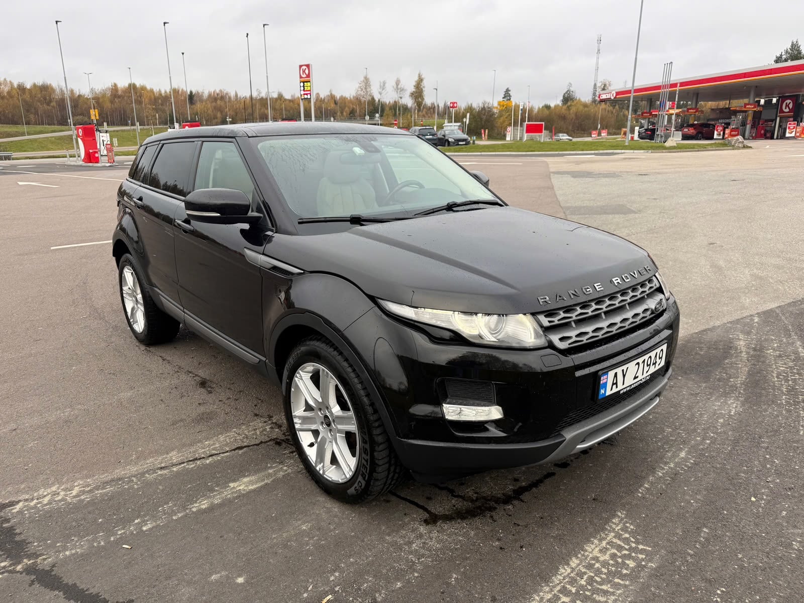 Land-Rover Range Rover Evoque med Vinterdekk