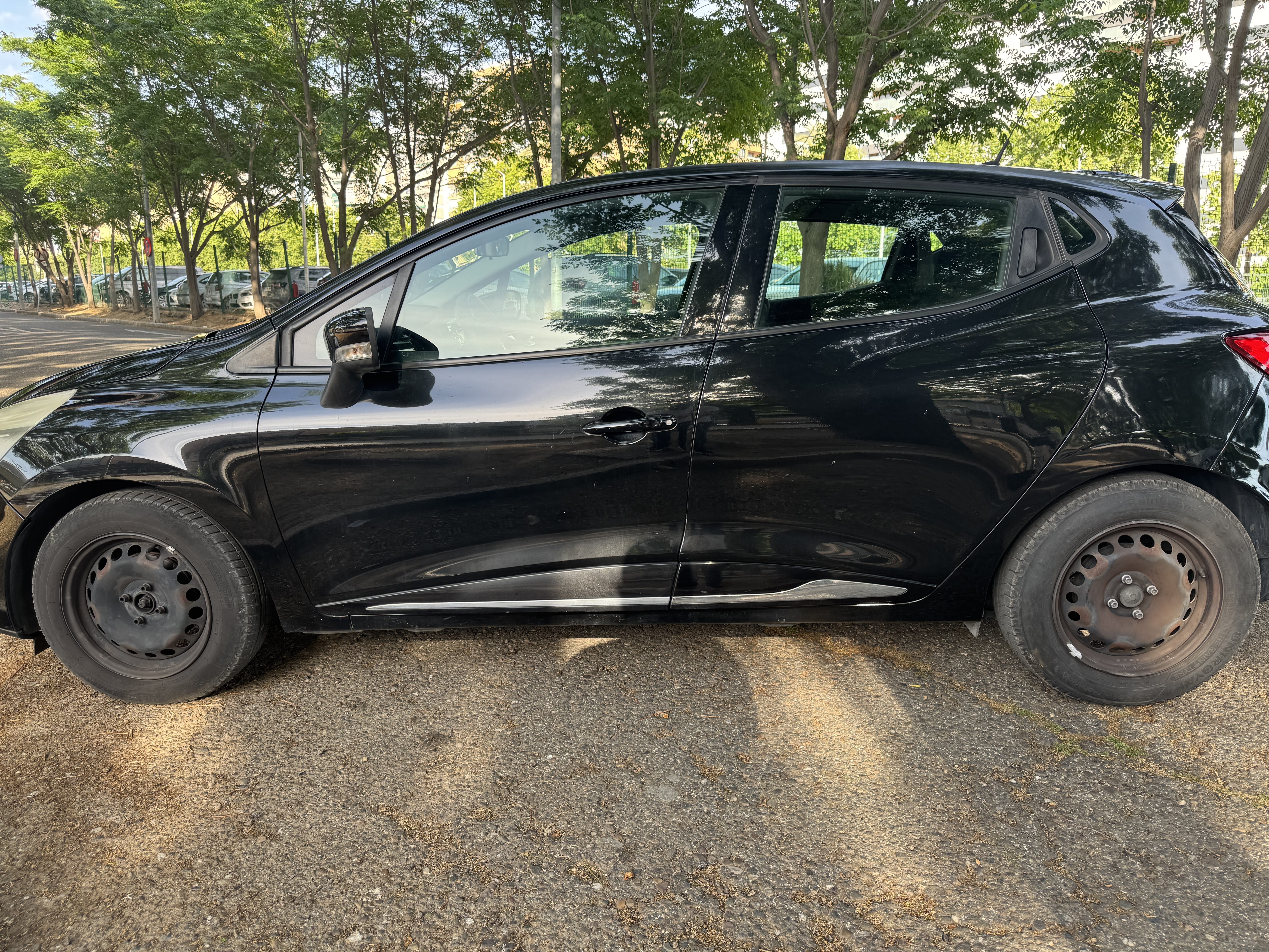 Renault Clio con Aire acondicionado