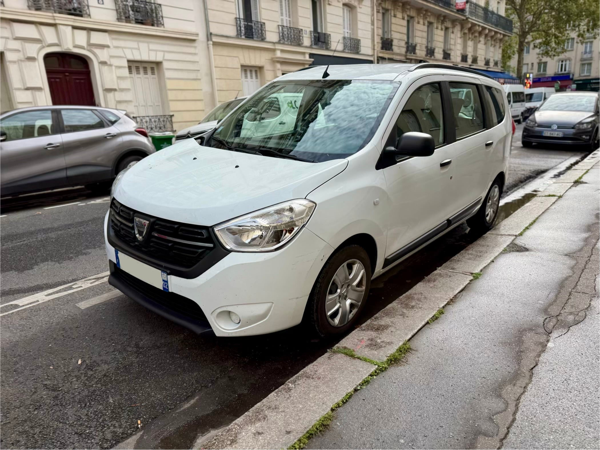 Dacia Lodgy, 2021, Essence 95, 7 seats