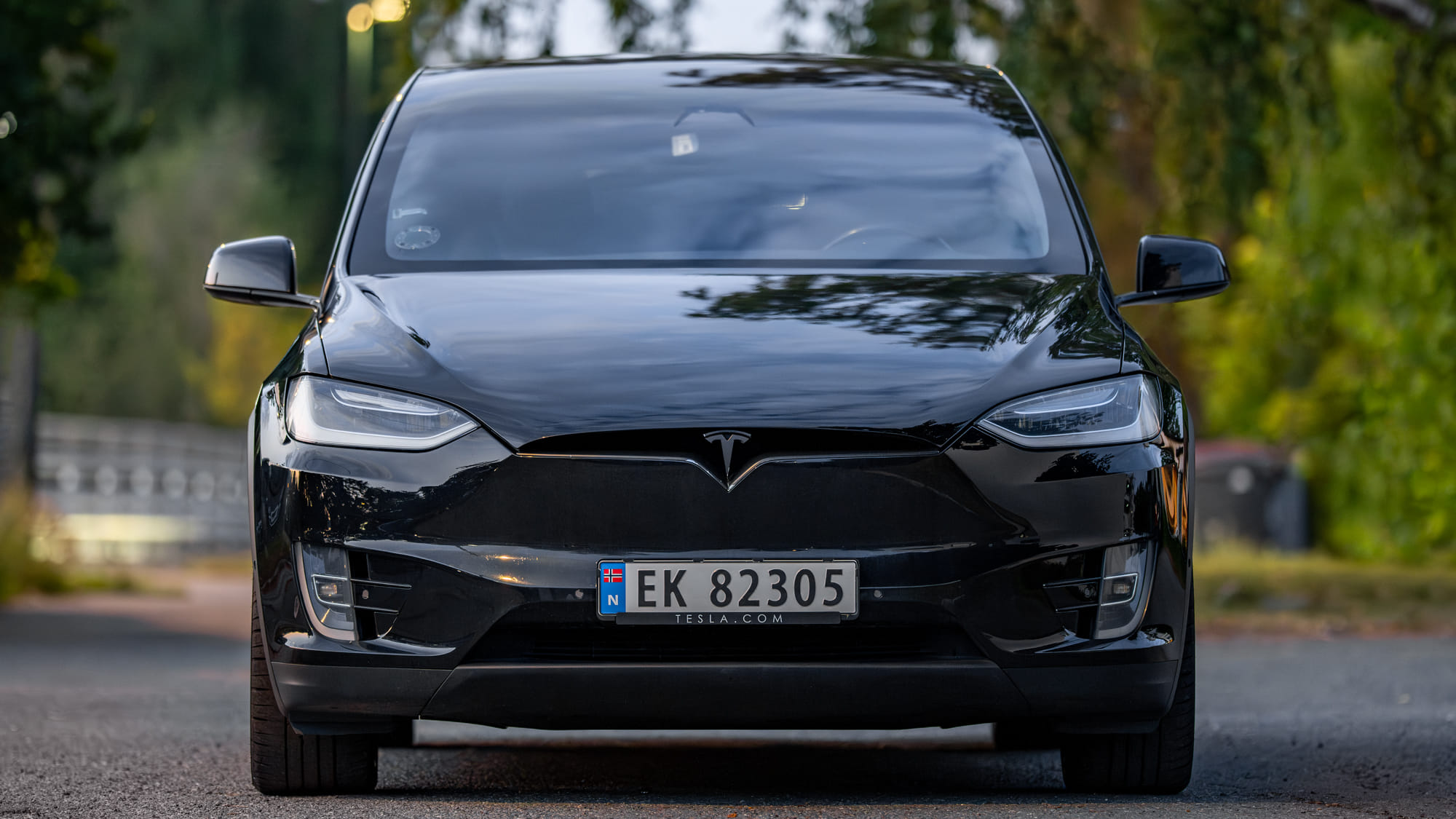 Tesla Model X 100D med Dashcam