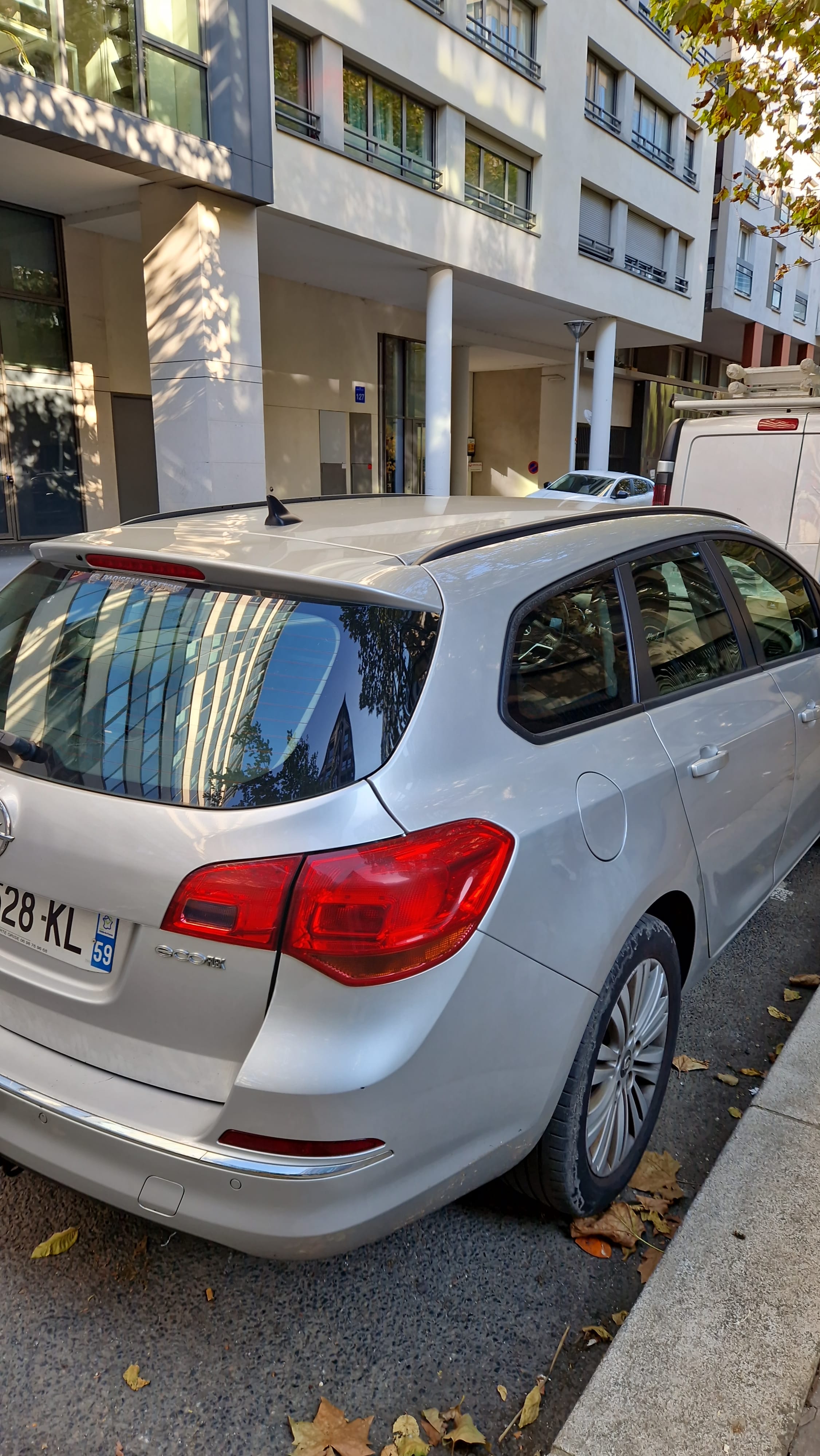 Opel Astra Sports Tourer avec Entrée audio / iPod