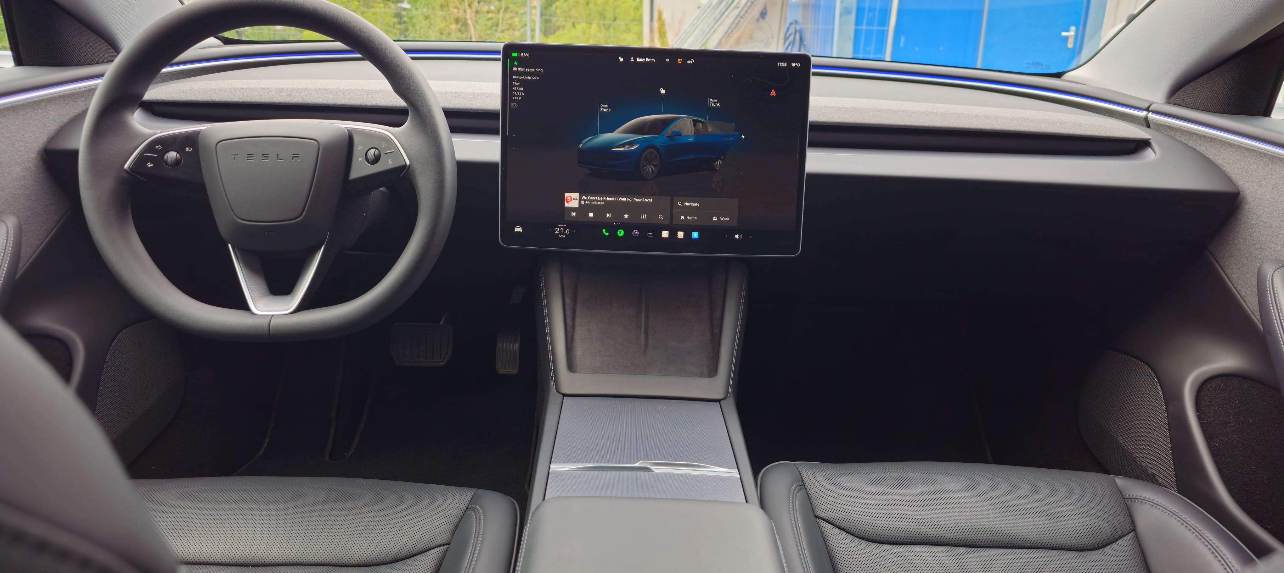 Tesla Model 3 med Cruisekontroll