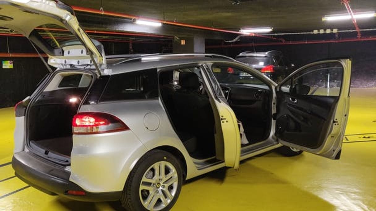 Renault Clio Estate EA562VN avec Climatisation