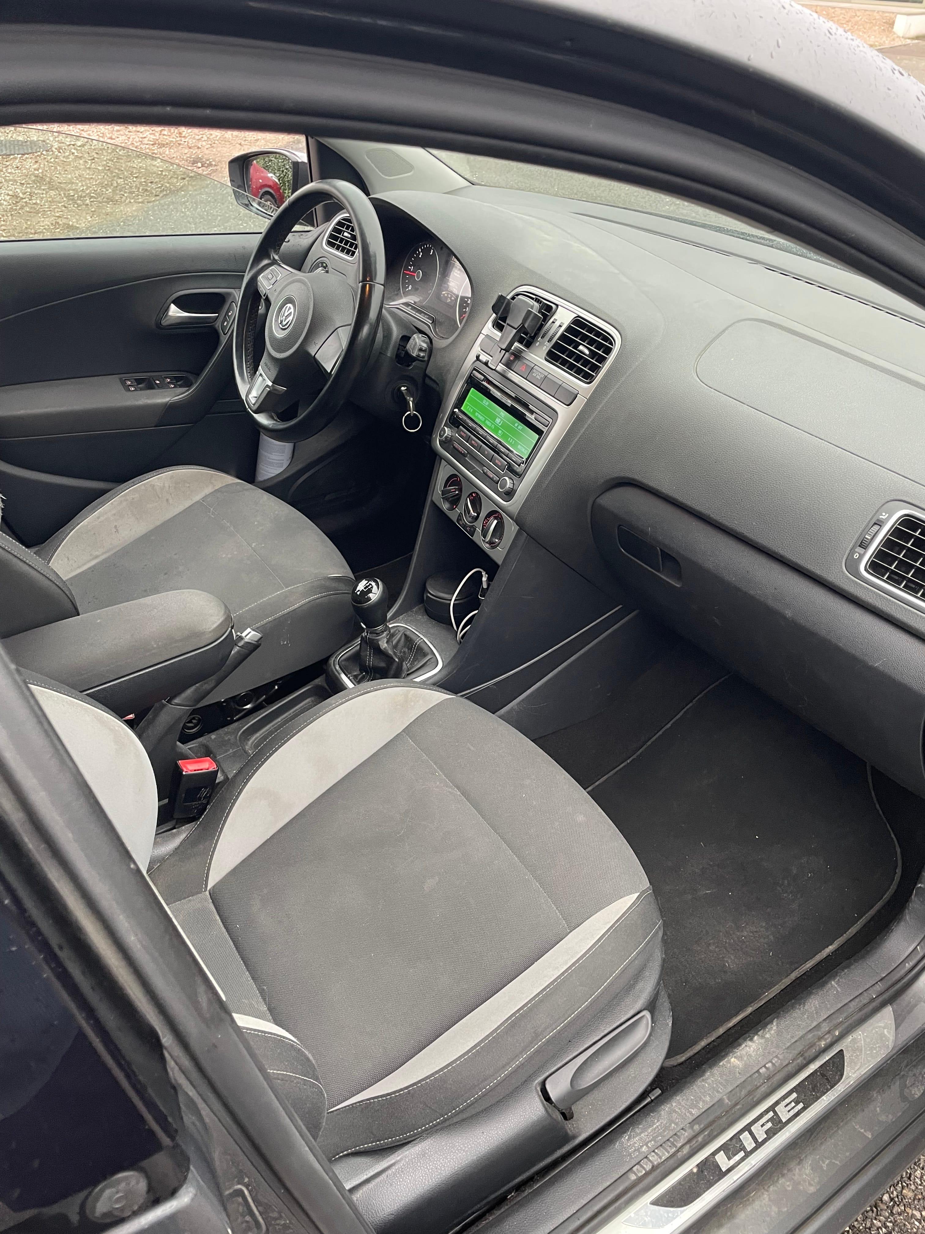 Volkswagen Polo avec GPS