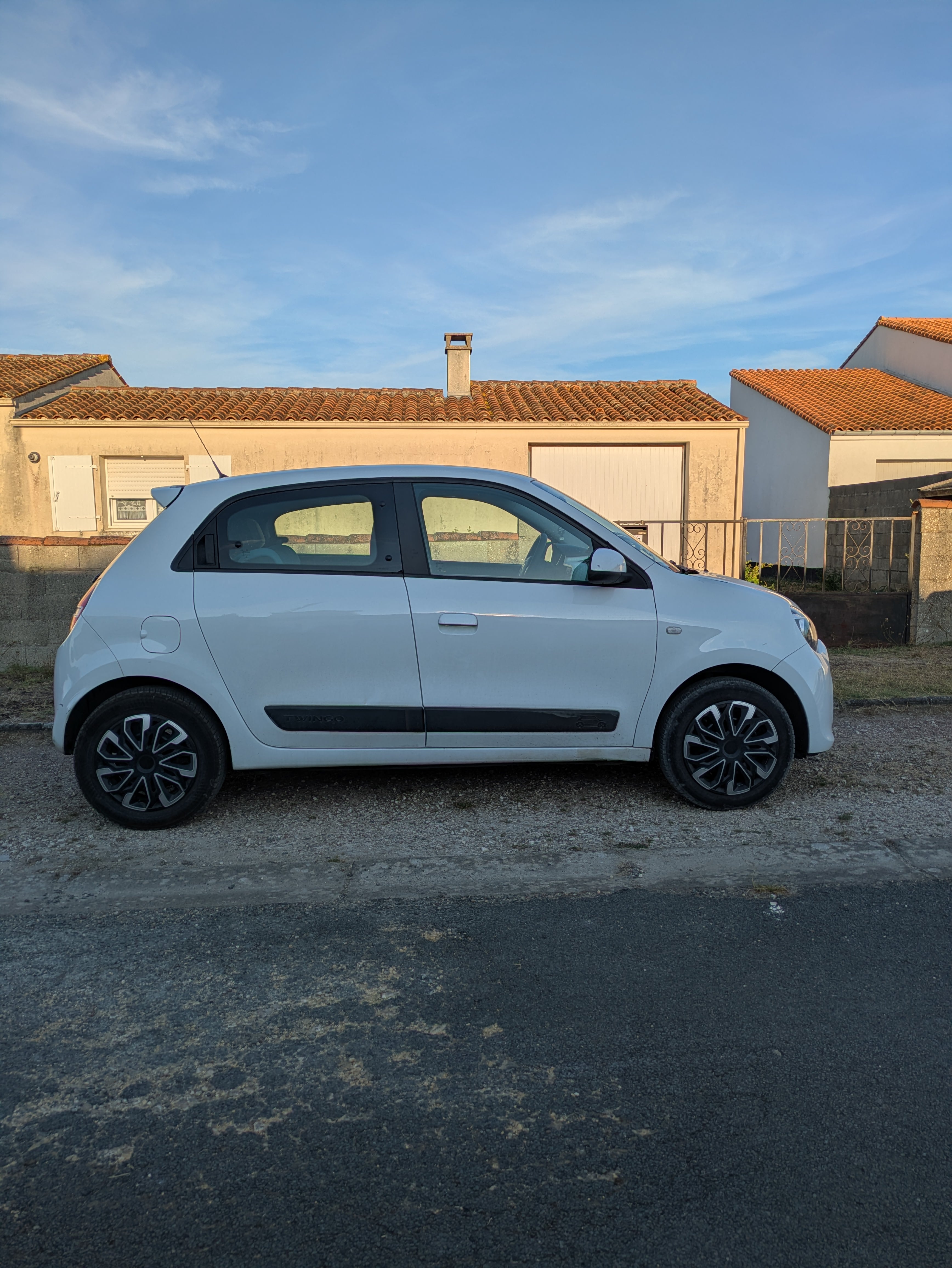 Renault Twingo III avec Climatisation