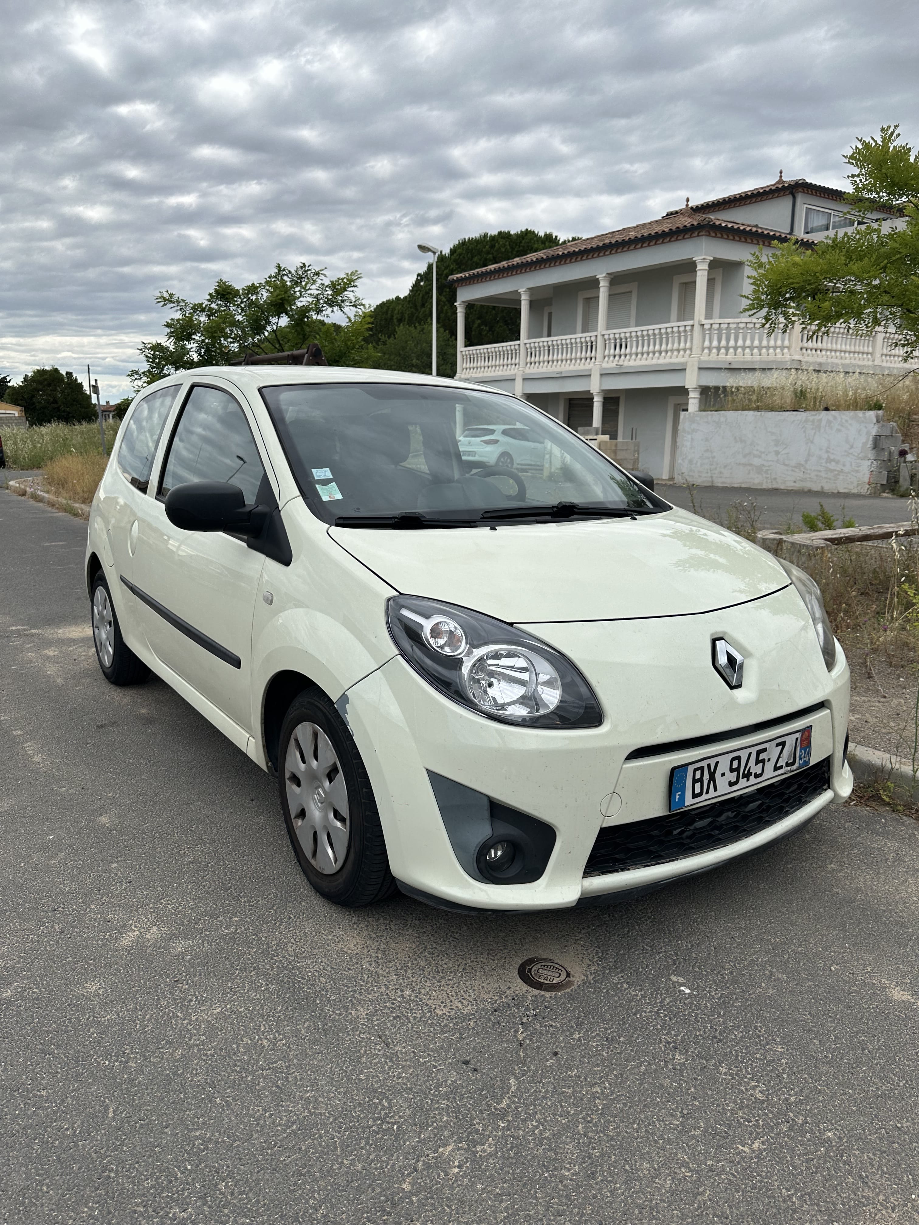 Renault Twingo II, 2011, Essence 95